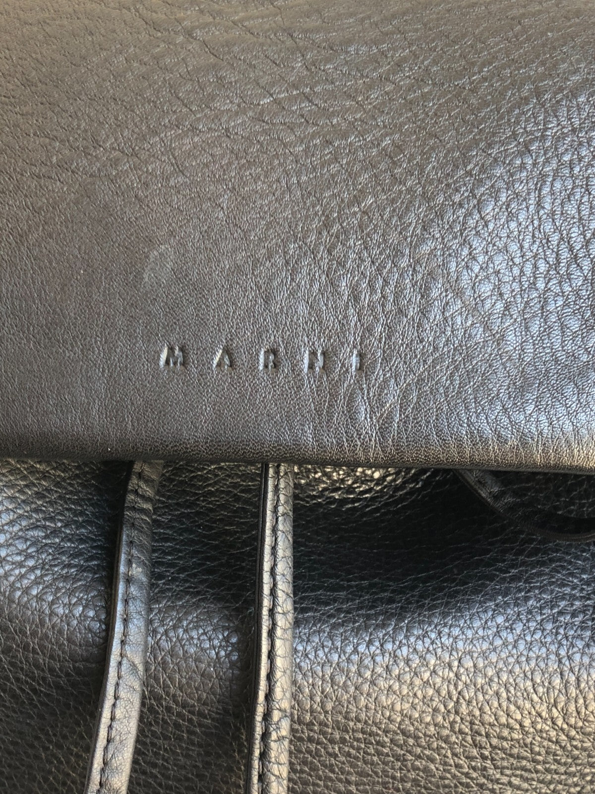 6430563