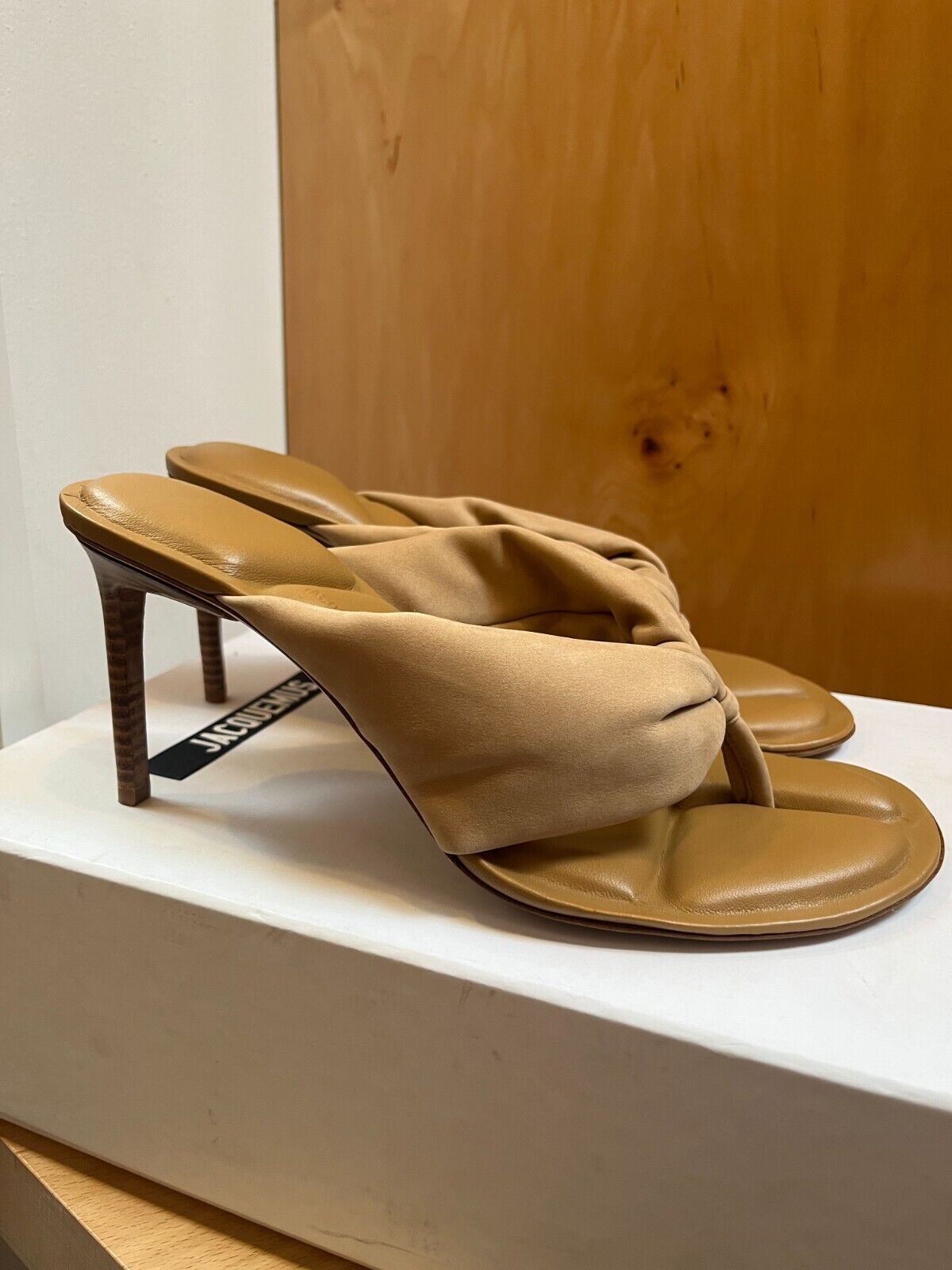 JACQUEMUS Les Sandales Nocio Nude Suede Leather Thong Mule Sandal Heel 41