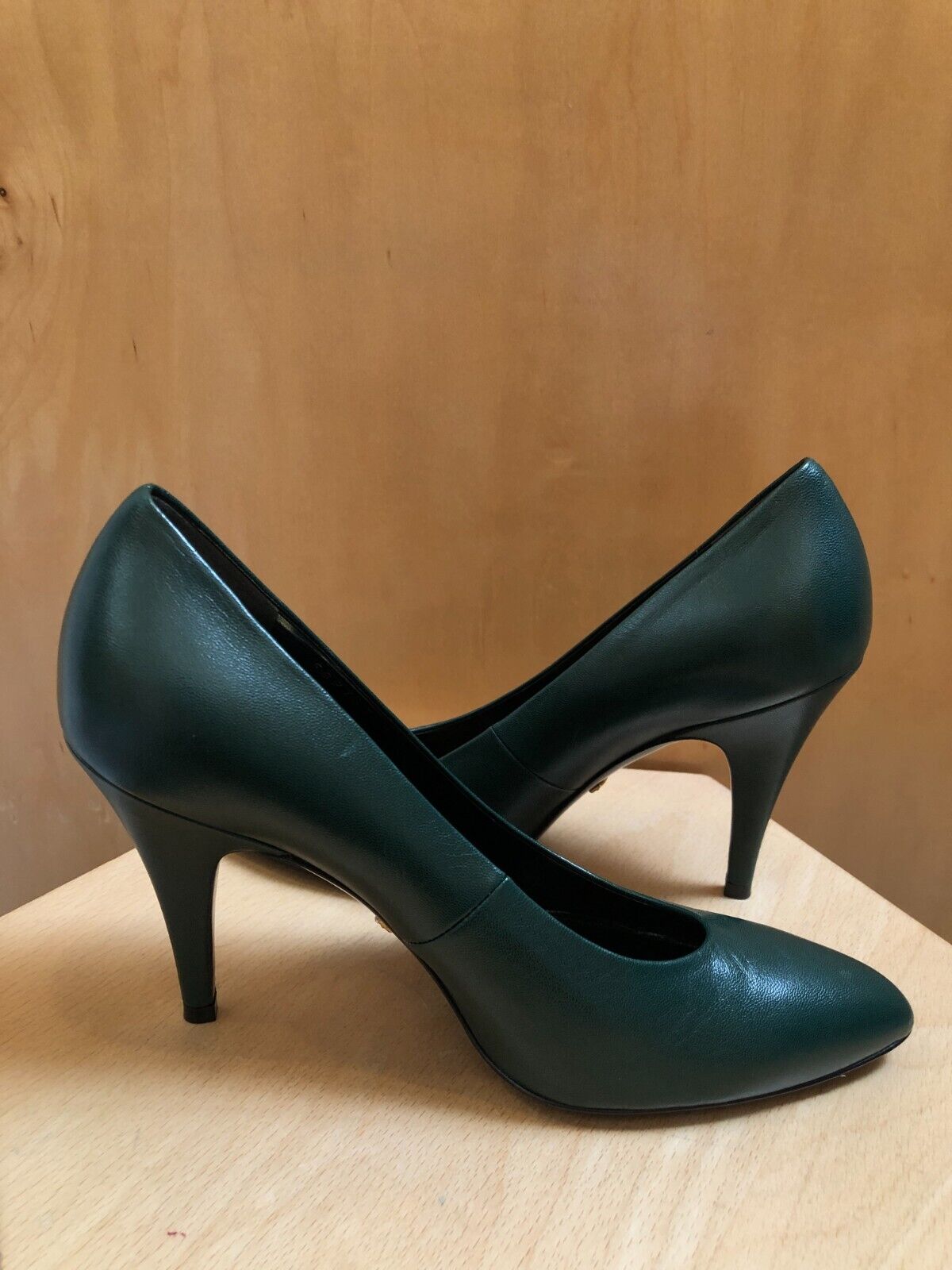 GUCCI Blanca Malaga Kid Dark Green Leather Pointed Toe Stiletto Heel Pump 37.5