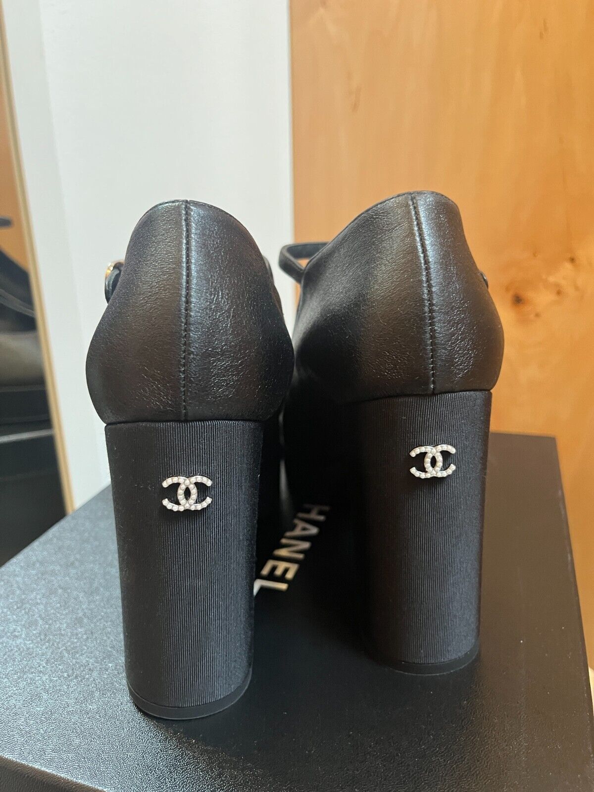 CHANEL NWB '23 Black Leather Patent CC Cap Toe Platform Pump Heel Mary Jane 38.5