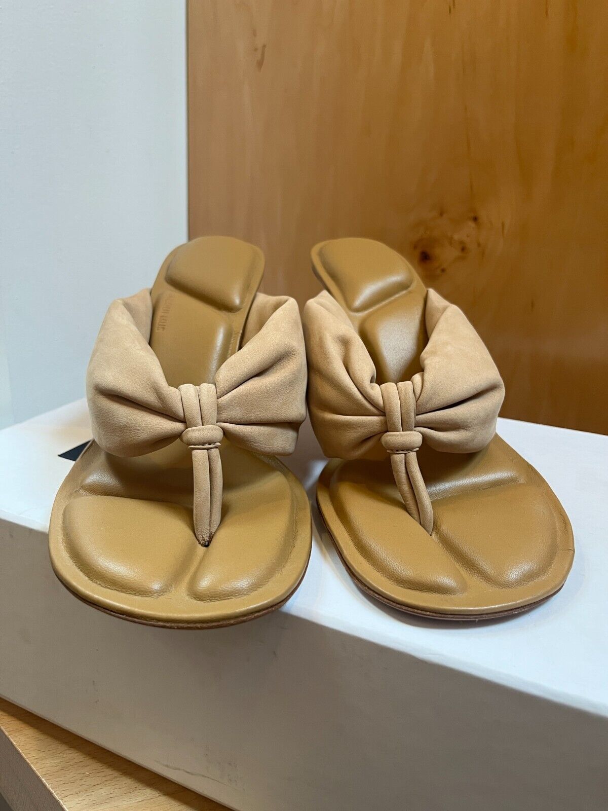 JACQUEMUS Les Sandales Nocio Nude Suede Leather Thong Mule Sandal Heel 41