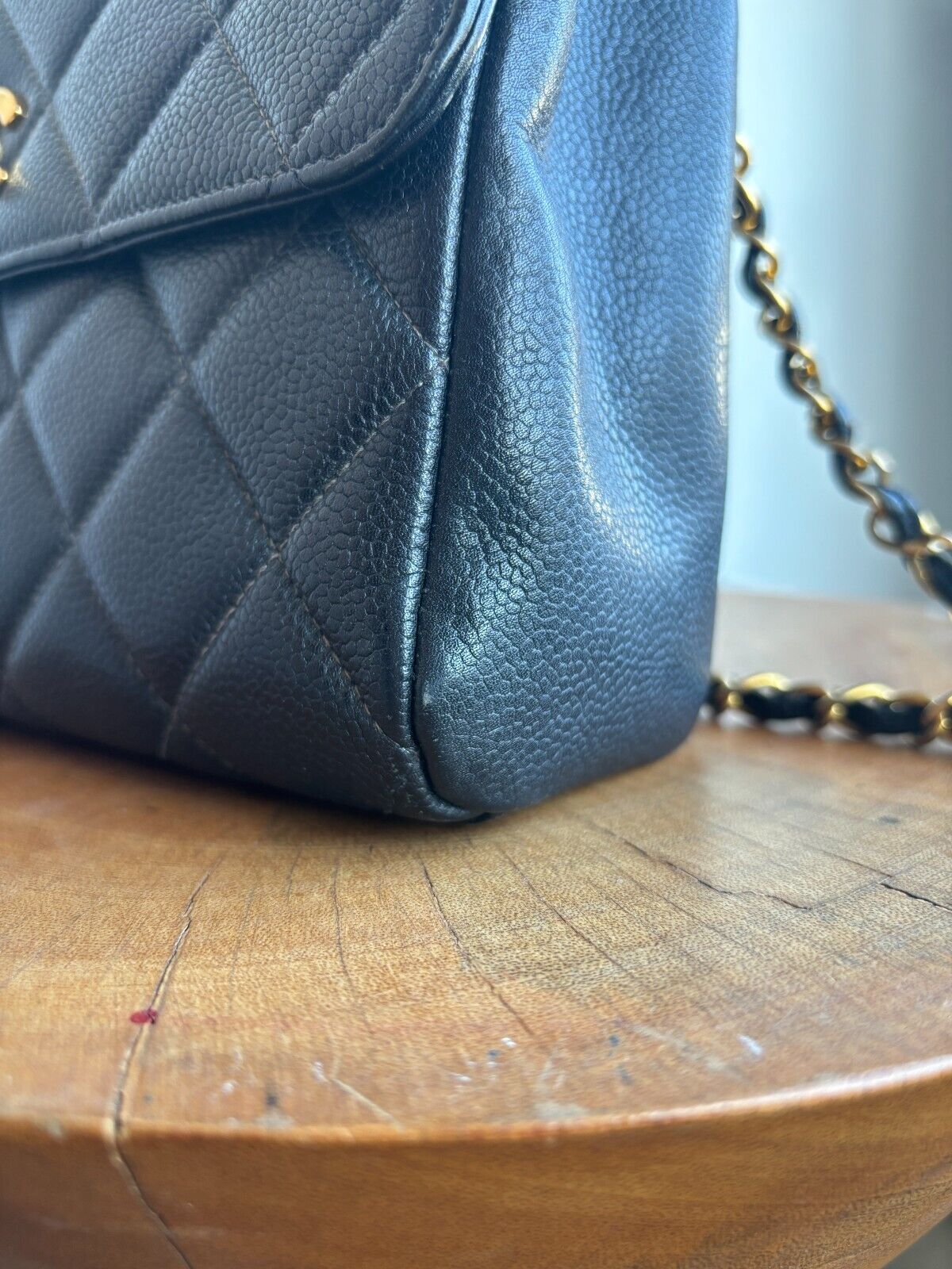 BLACK MEDIUM SQUARE CAVIAR PURSE