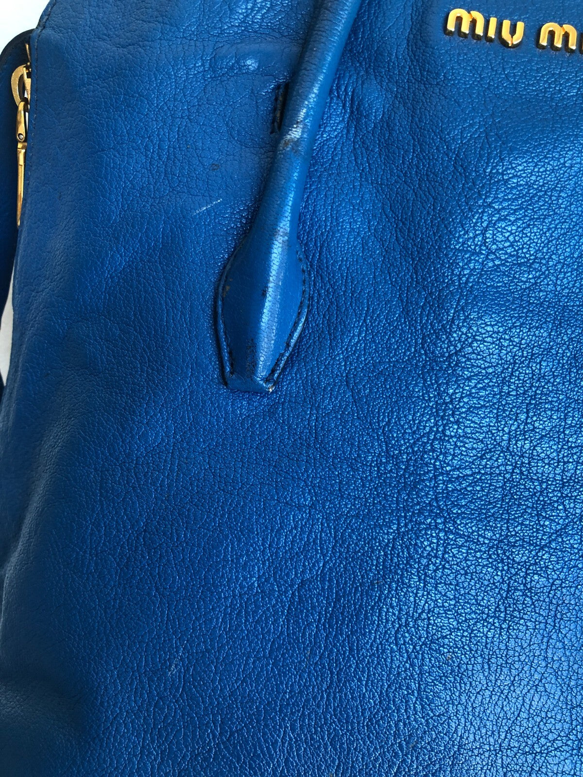 6430899