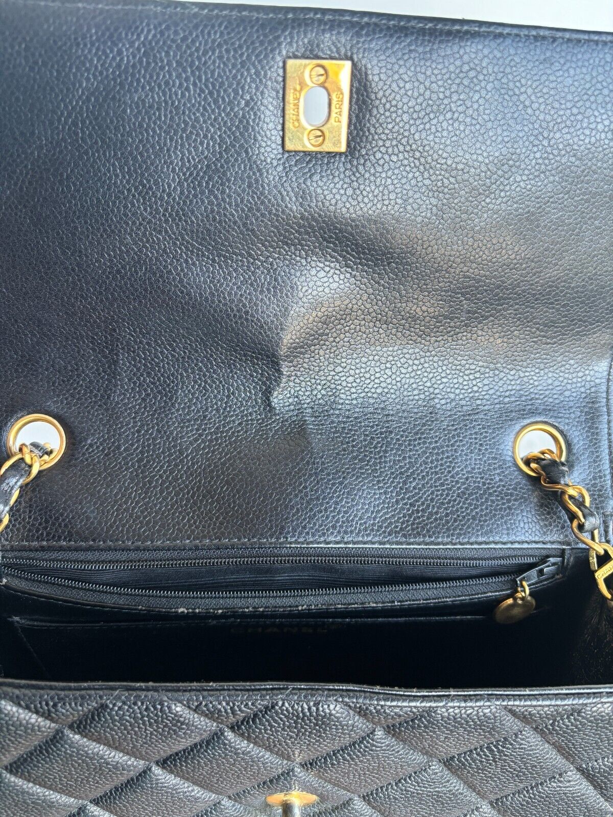 BLACK MEDIUM SQUARE CAVIAR PURSE