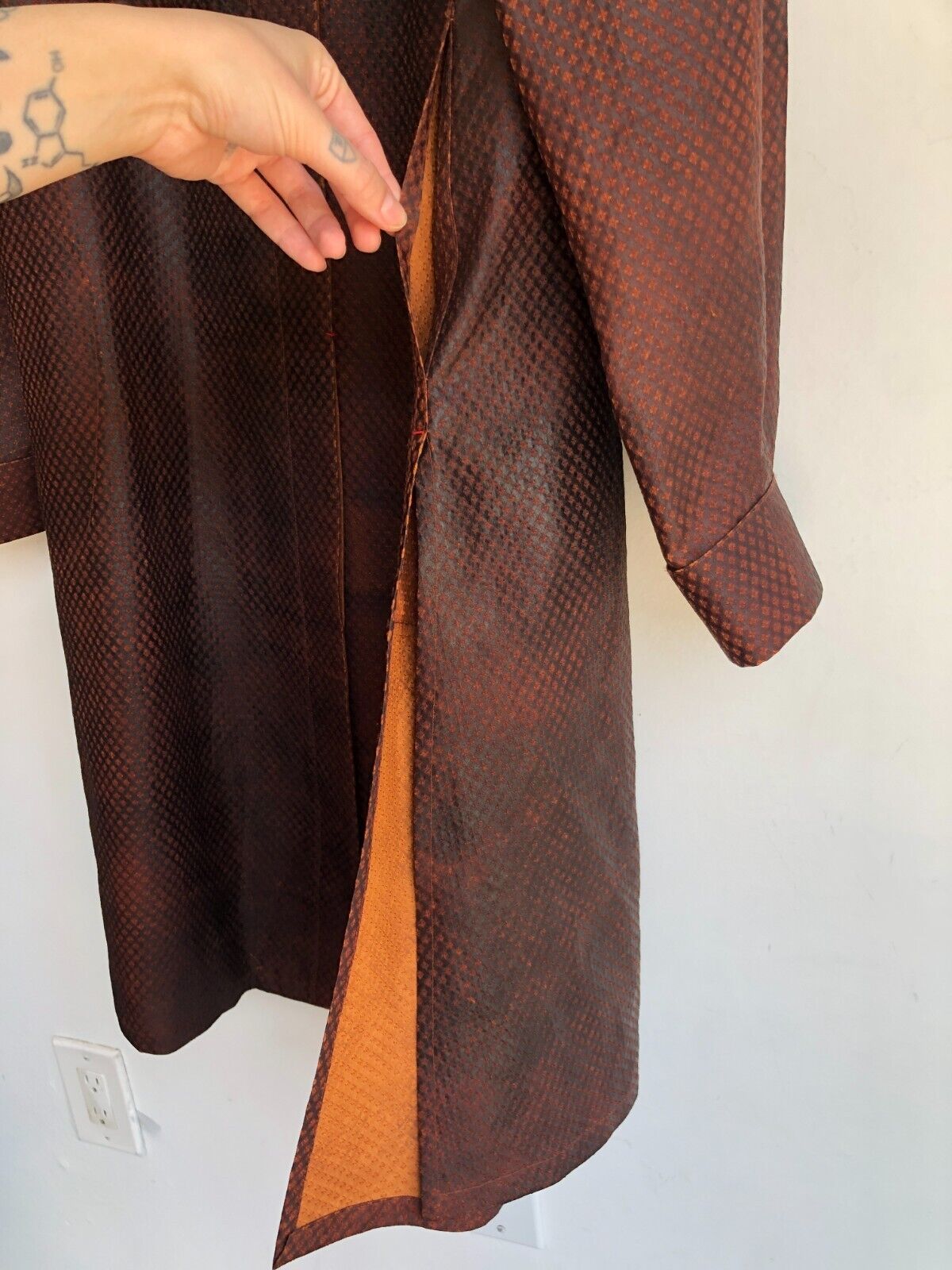 SOPHIE HONG Rare Dark Brown Orange Snakeskin Embossed Silk Lapel Jacket Coat L