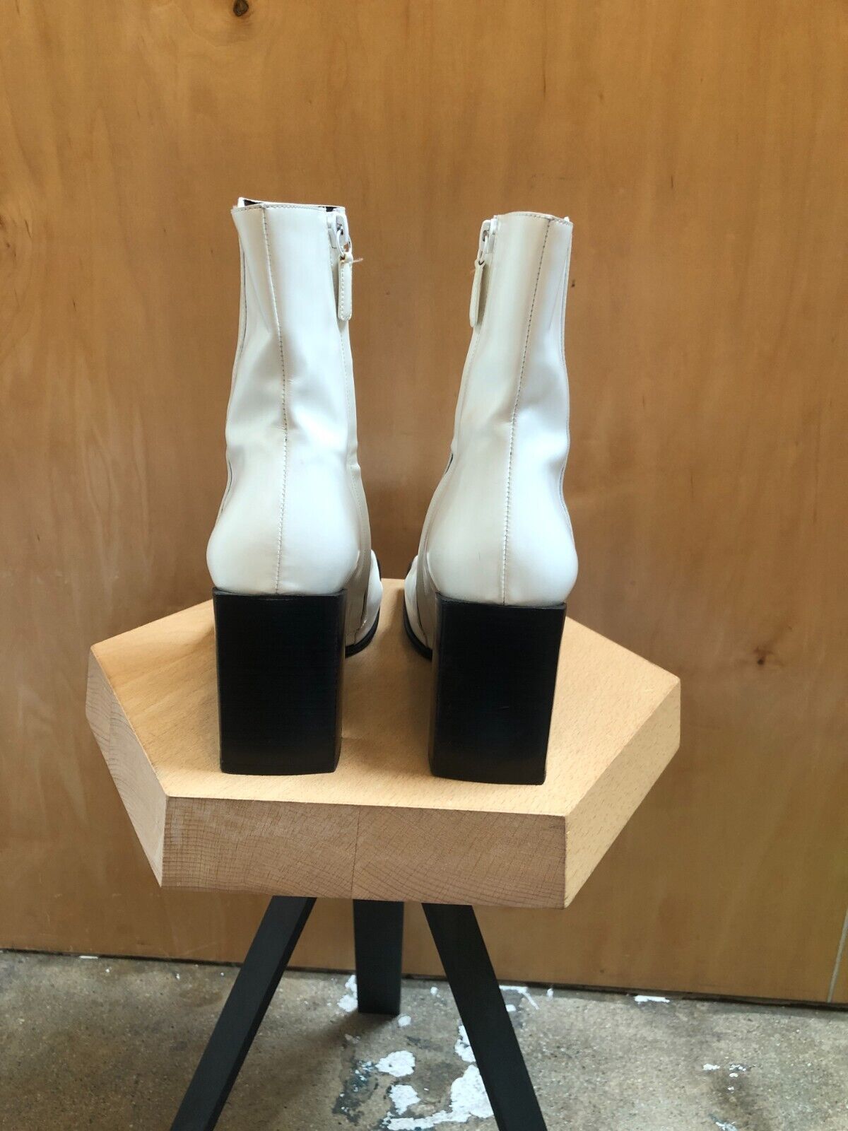 BALENCIAGA White Leather Square Toe Black Ankle Chunky Women Shoe Boot 40/10/9.5