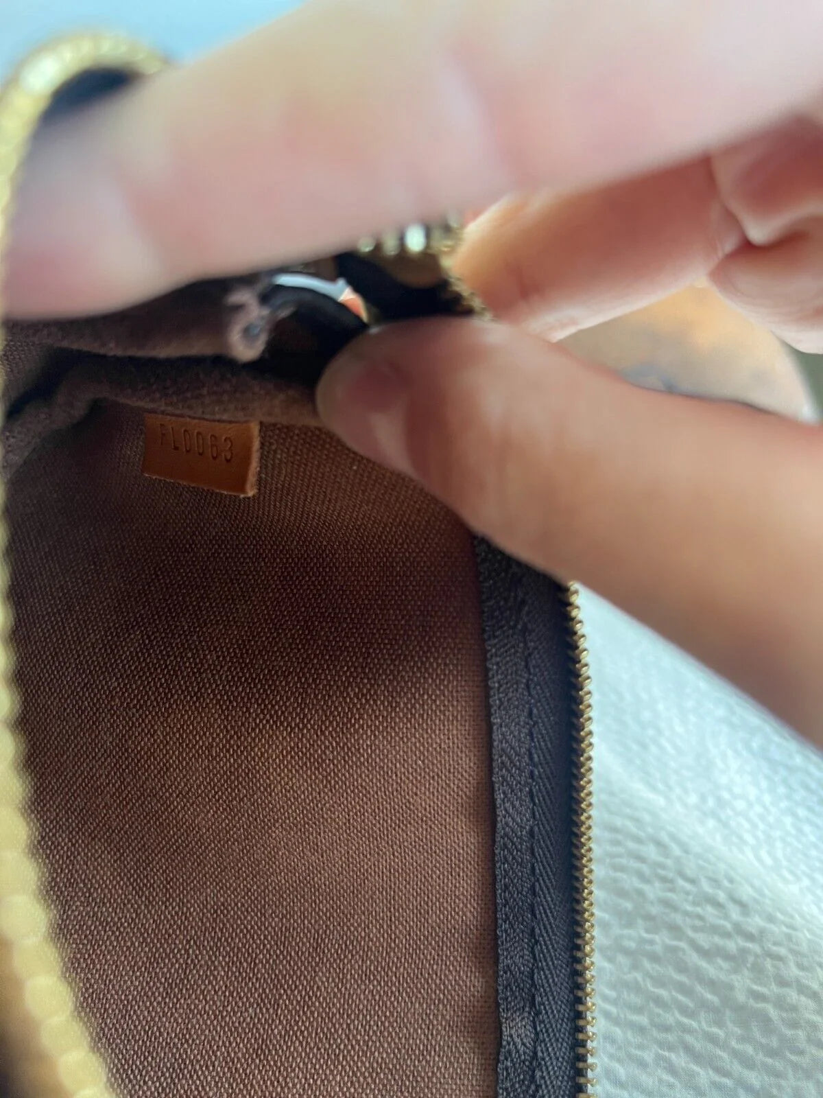 VINTAGE MINI POCHETTE CHAIN BAG