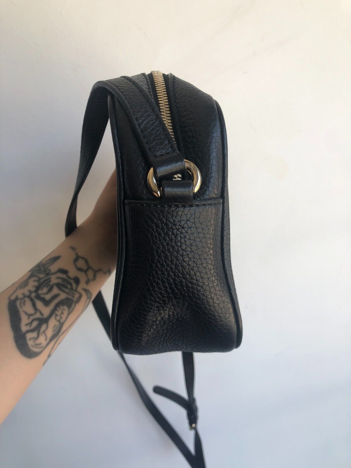 GUCCI Soho Disco Black Pebbled Leather Small Tassel Crossbody Shoulder Bag Purse