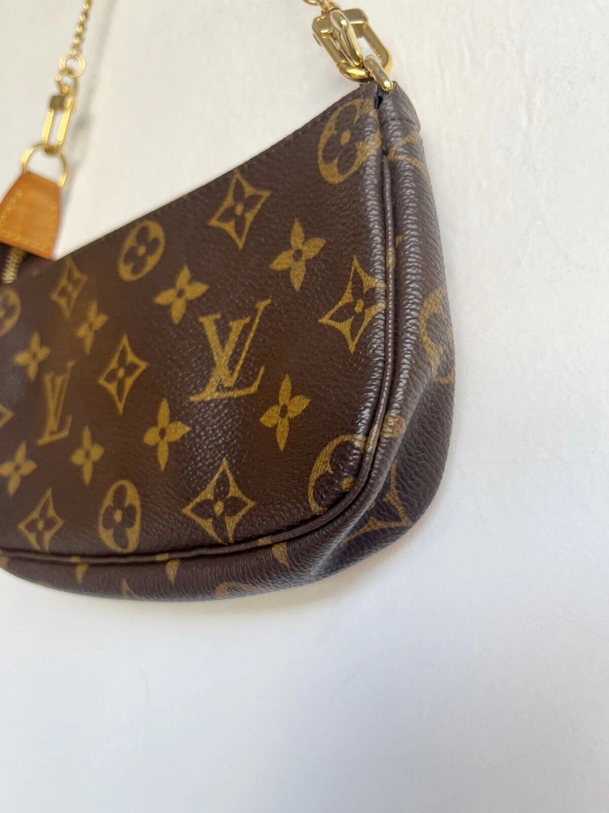 VINTAGE MINI POCHETTE CHAIN BAG
