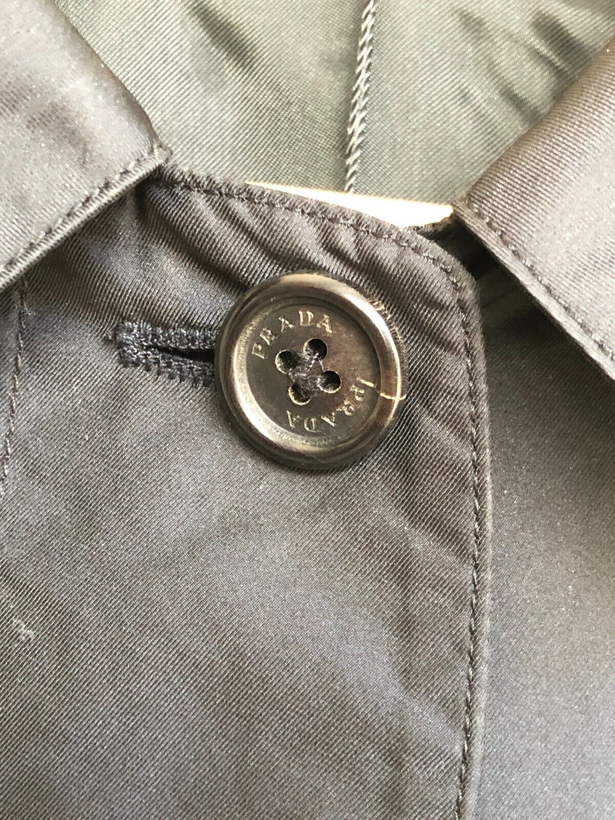 5717169