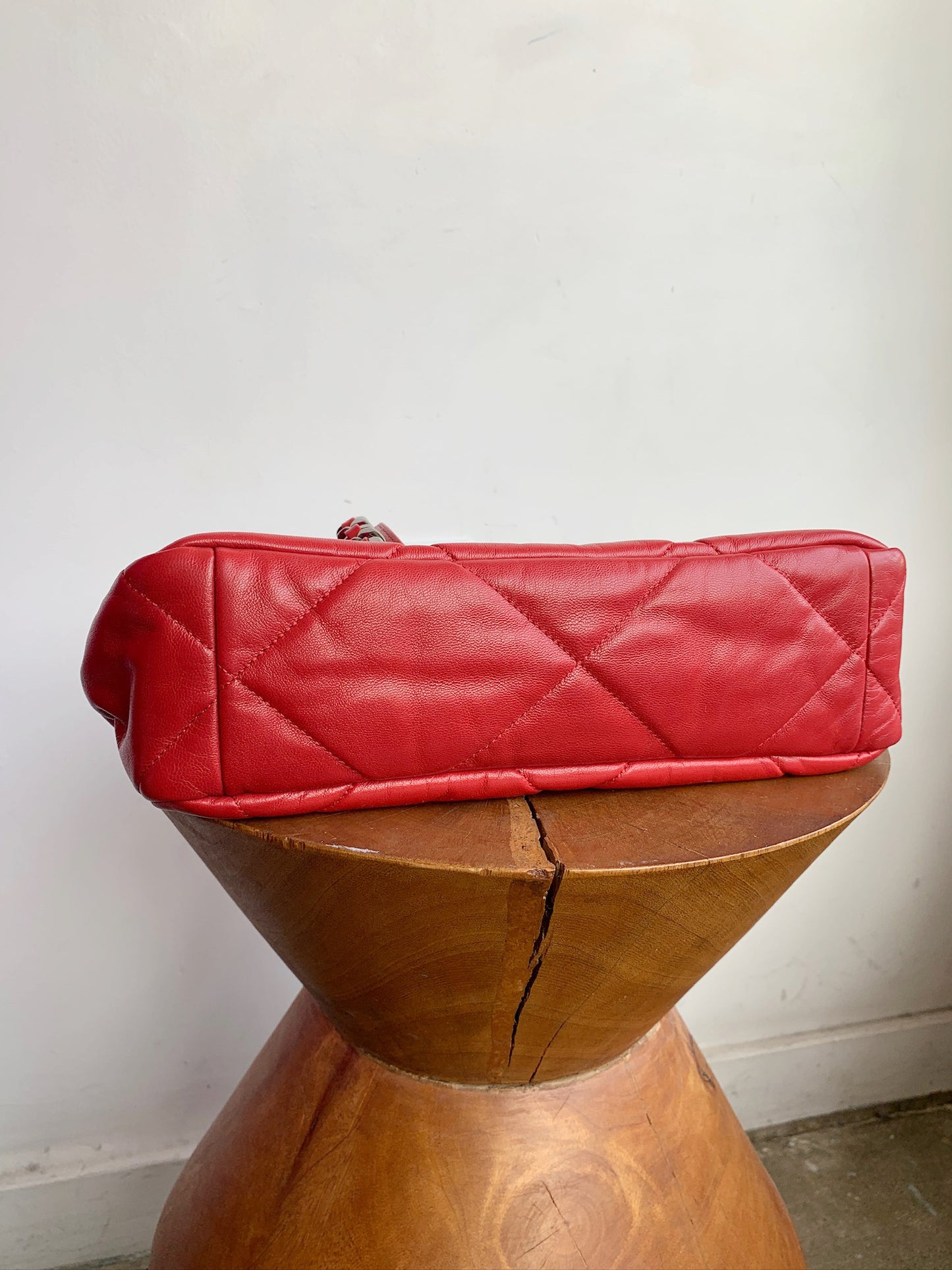 CHANEL 19 CORAL FLAP BAG W/ TAGS