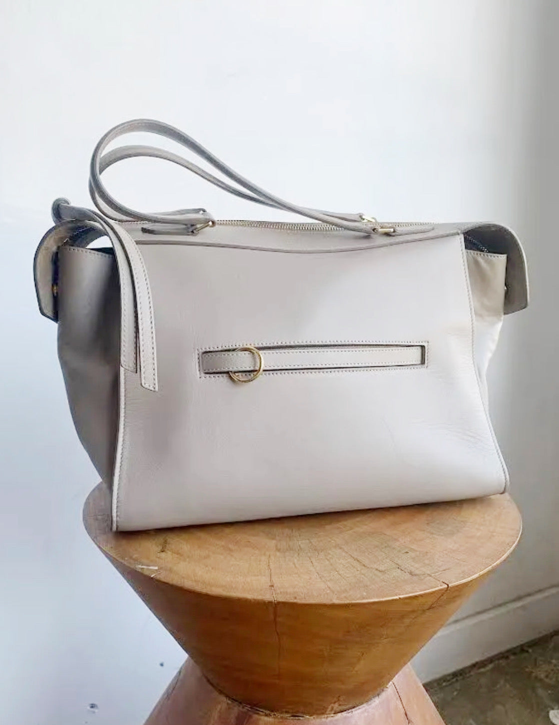 TAUPE RING BAG