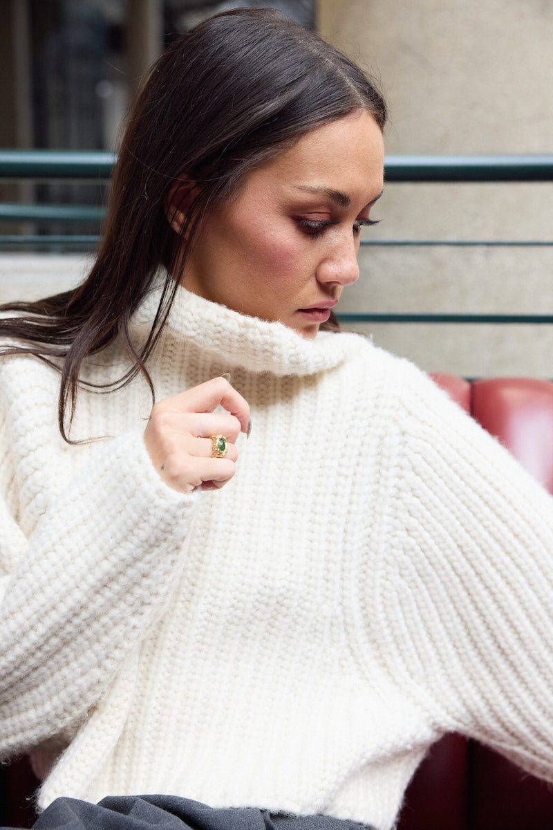 SHAINA MOTE ALPACA CROPPED SWEATER