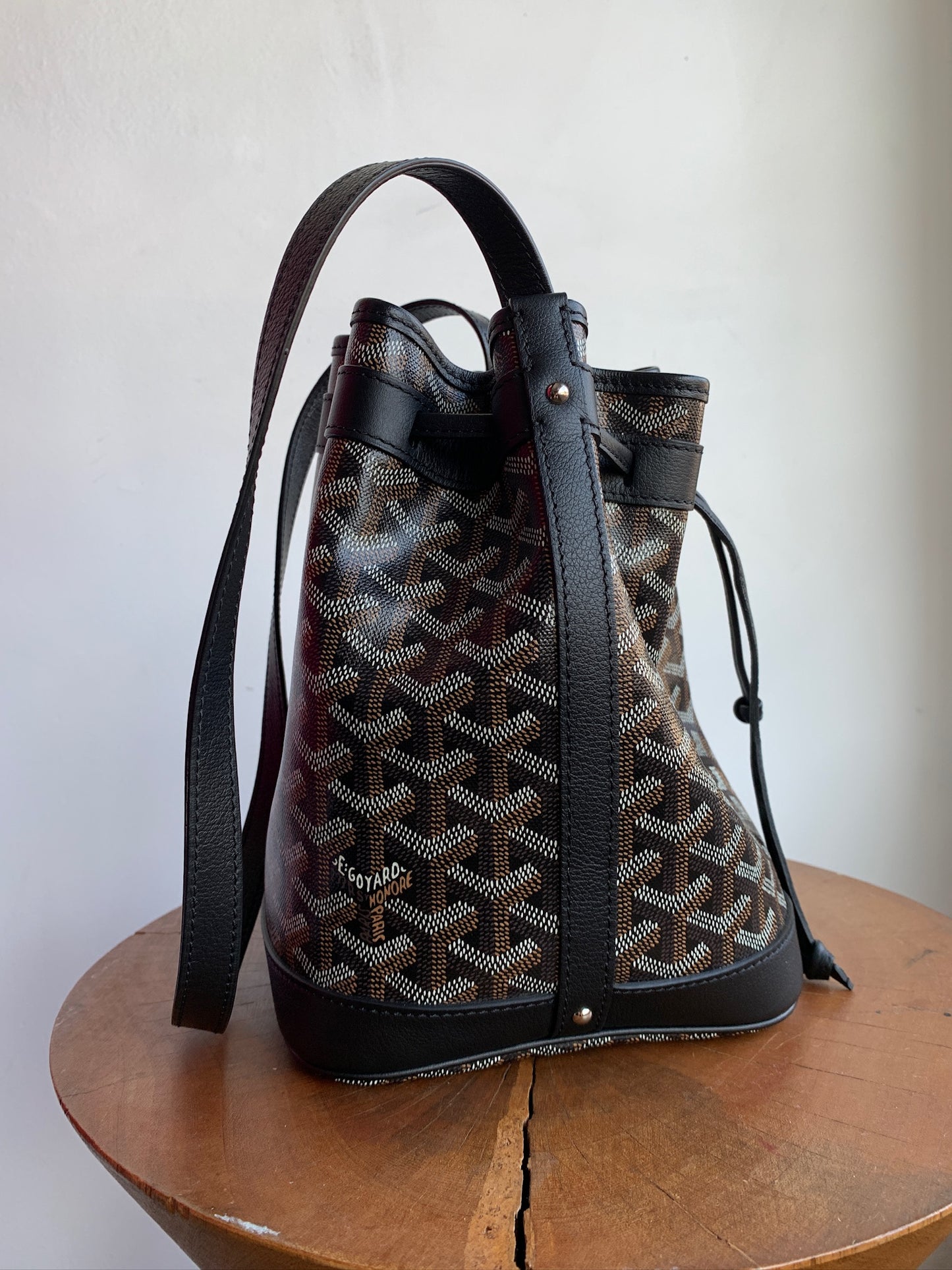 PETIT FLOT MONOGRAM BUCKET BAG