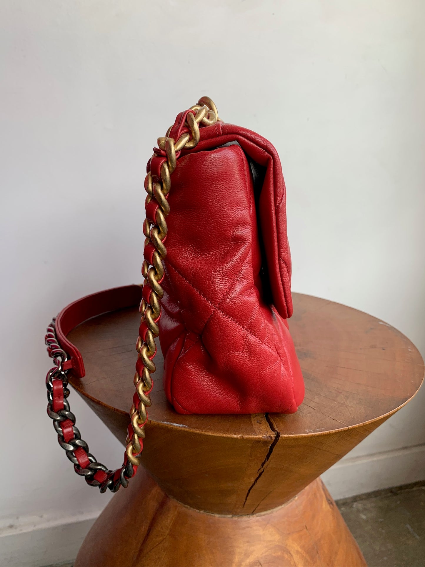 CHANEL 19 CORAL FLAP BAG W/ TAGS