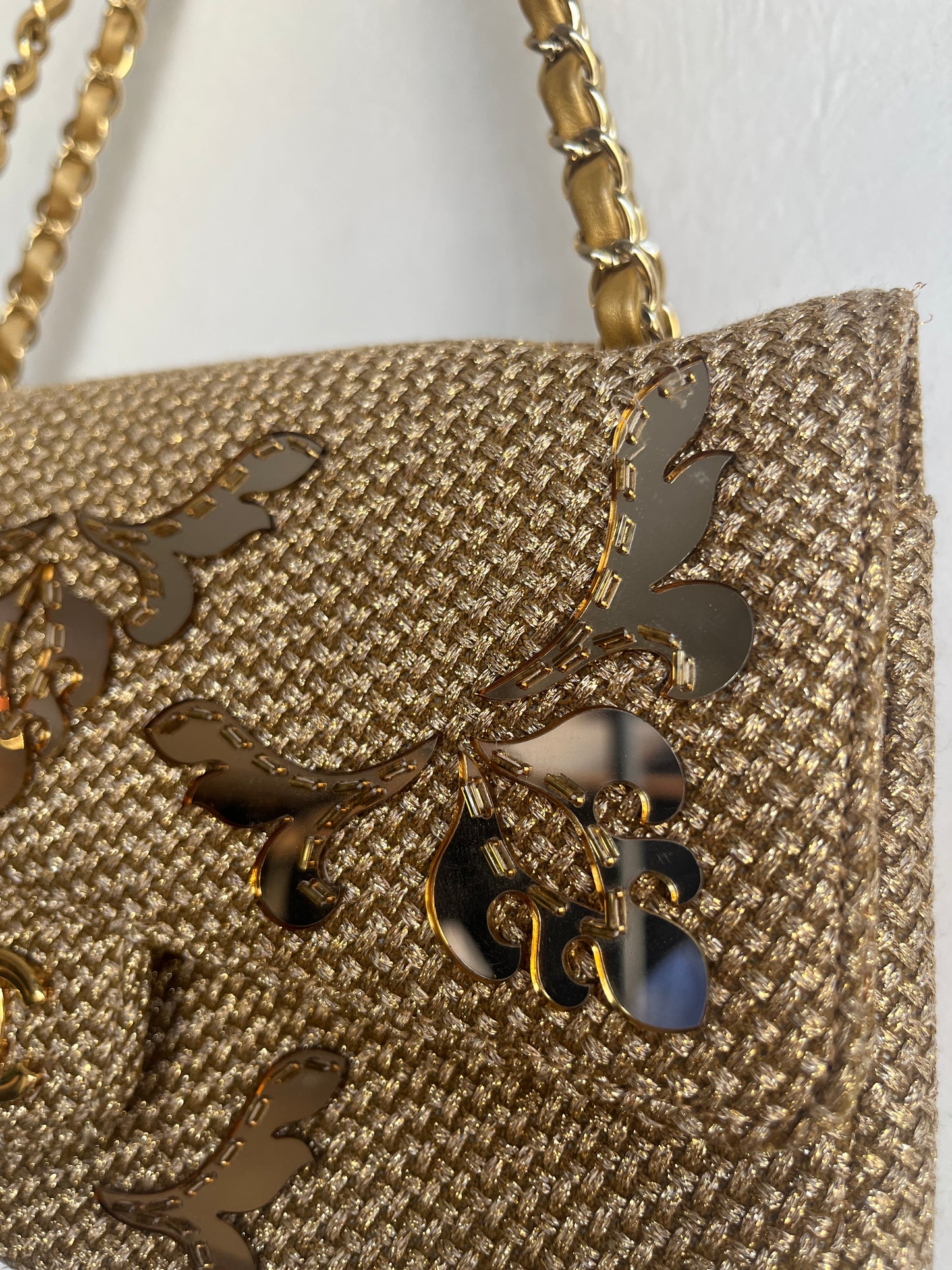 GOLD EMBELLISHED RAFFIA DOUBLE FLAP BAG