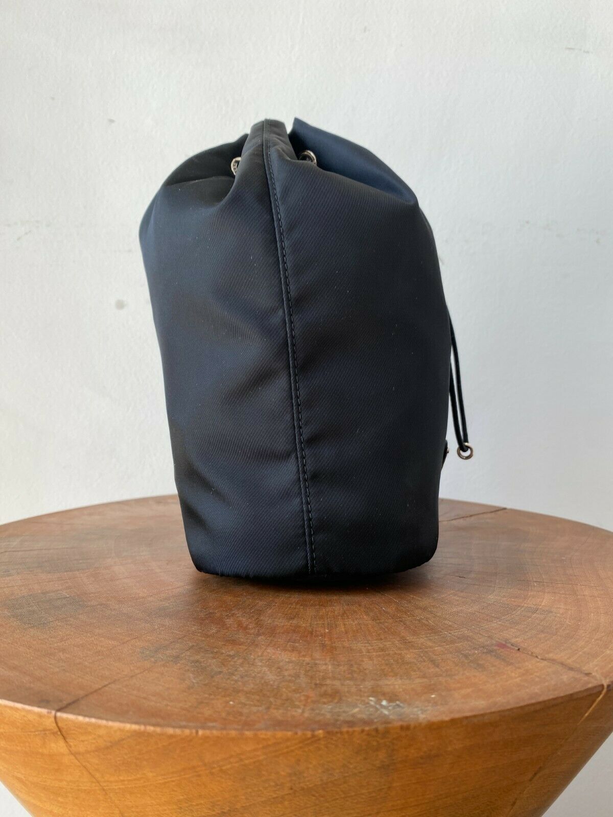 RE-NYLON CONTENITORE MANIGLIA BAG W/ TAGS