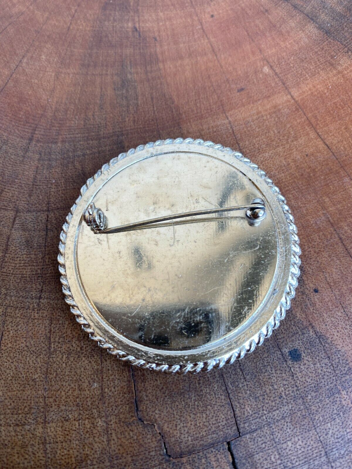 RUE CARBON ENAMEL BROOCH