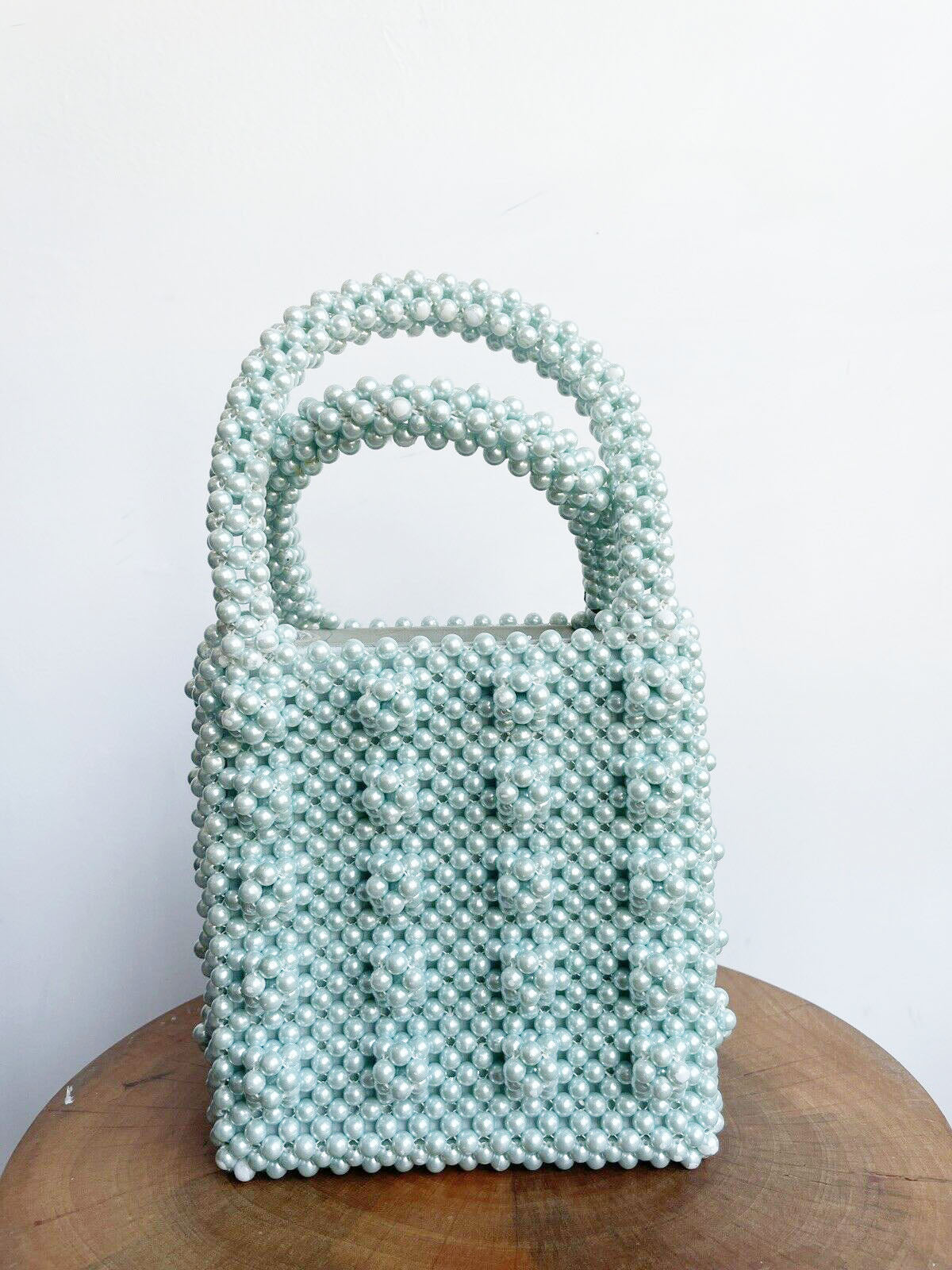 ANTONIA MINT PEARL BAG