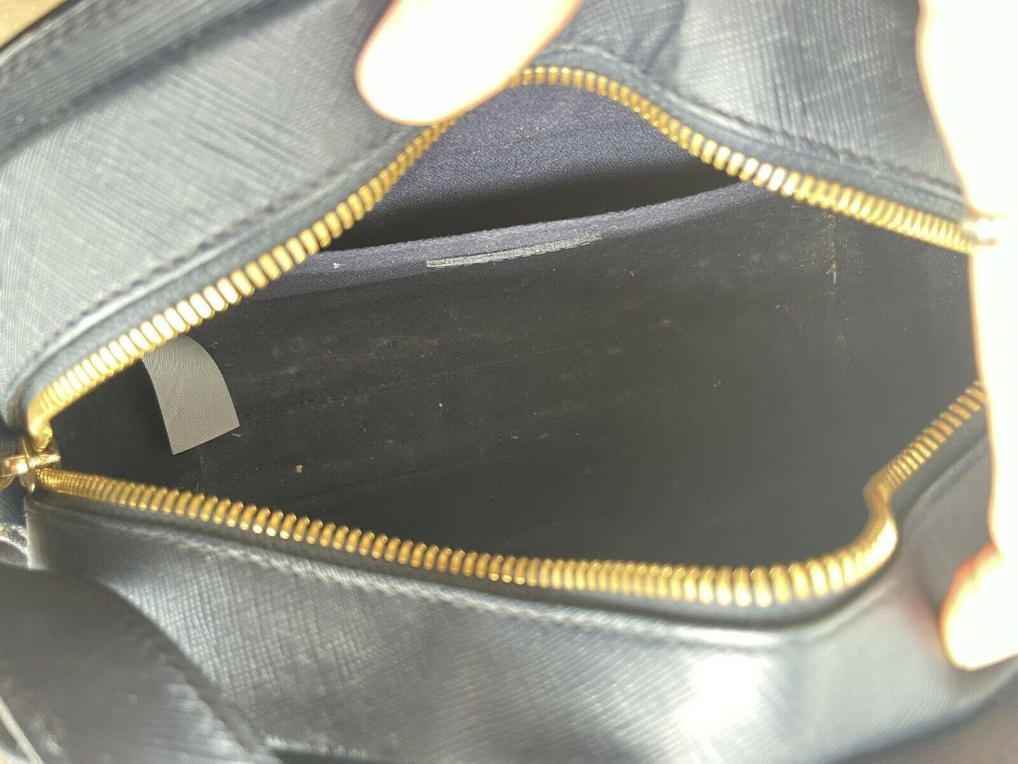 HALF MOON NAVY BAG