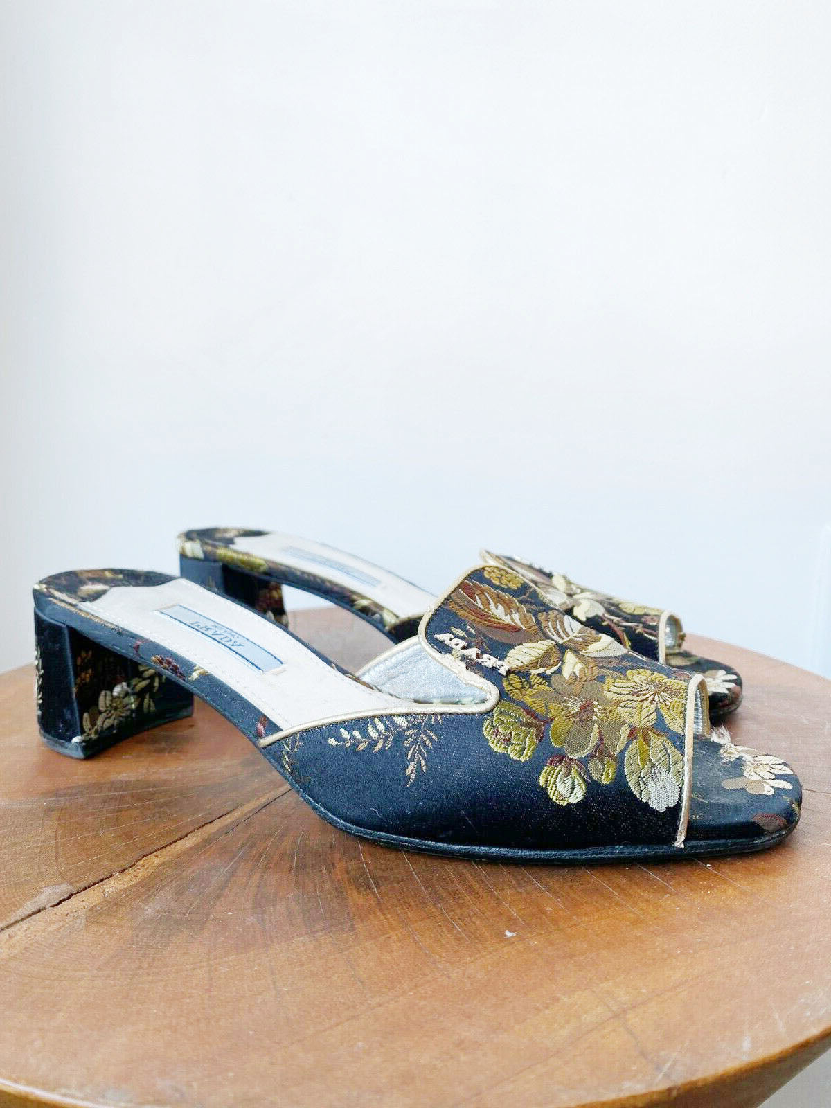 SATIN EMBROIDERED SLIDES