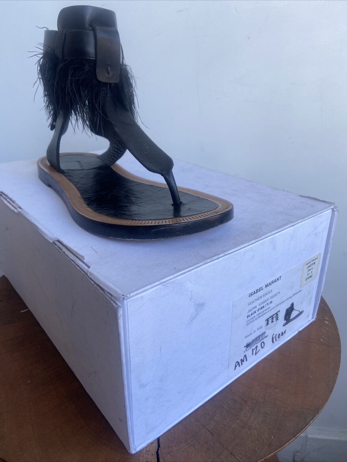 ISABEL MARANT 1100 Jaydn Black Feather Leather Ankle TStrap Flat Sandal 36/5.5/5