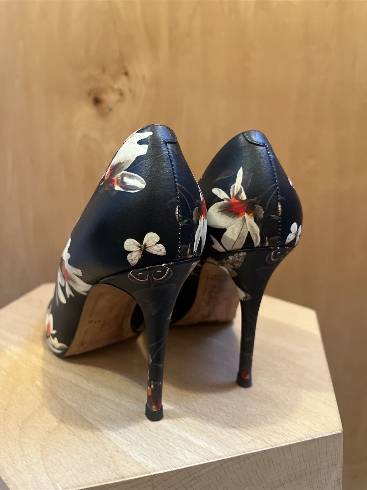 GIVENCHY Black Multi Floral Print Leather Pointed Metal Cap Toe Stiletto Pump 38