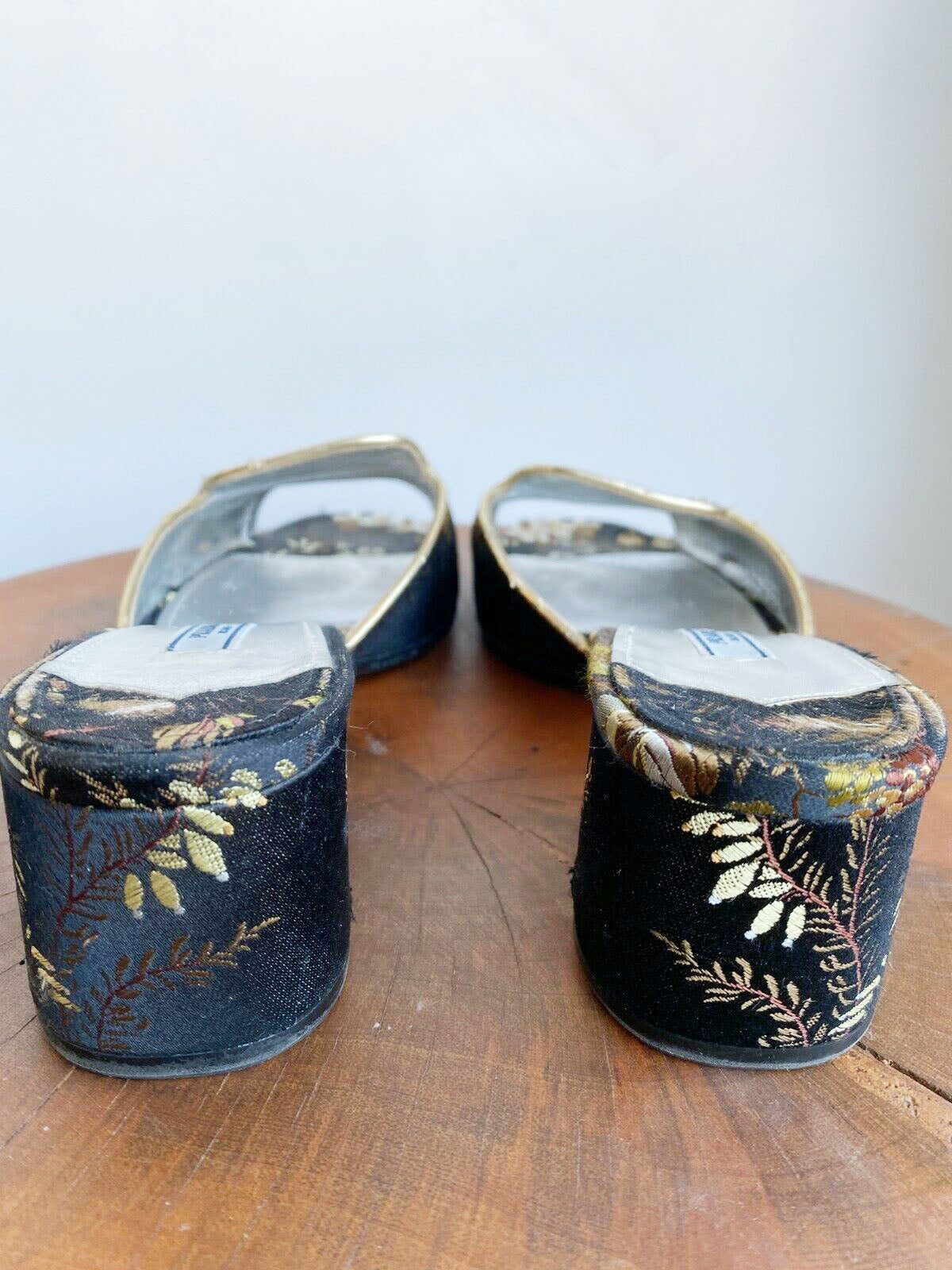 SATIN EMBROIDERED SLIDES