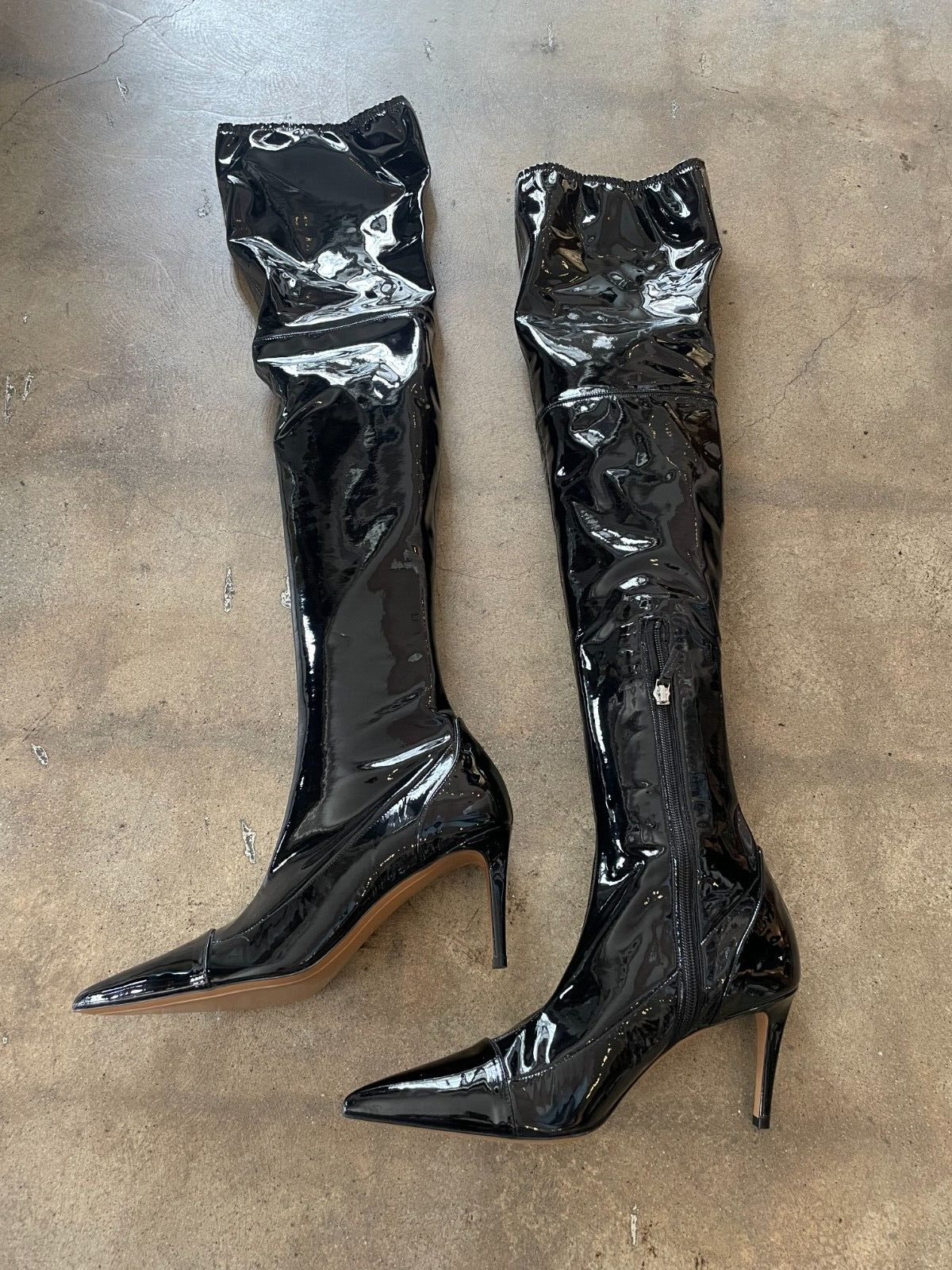 ALEXANDRE VAUTHIER NWB $1450 Helena Black Patent Leather Over The Knee Boot 41