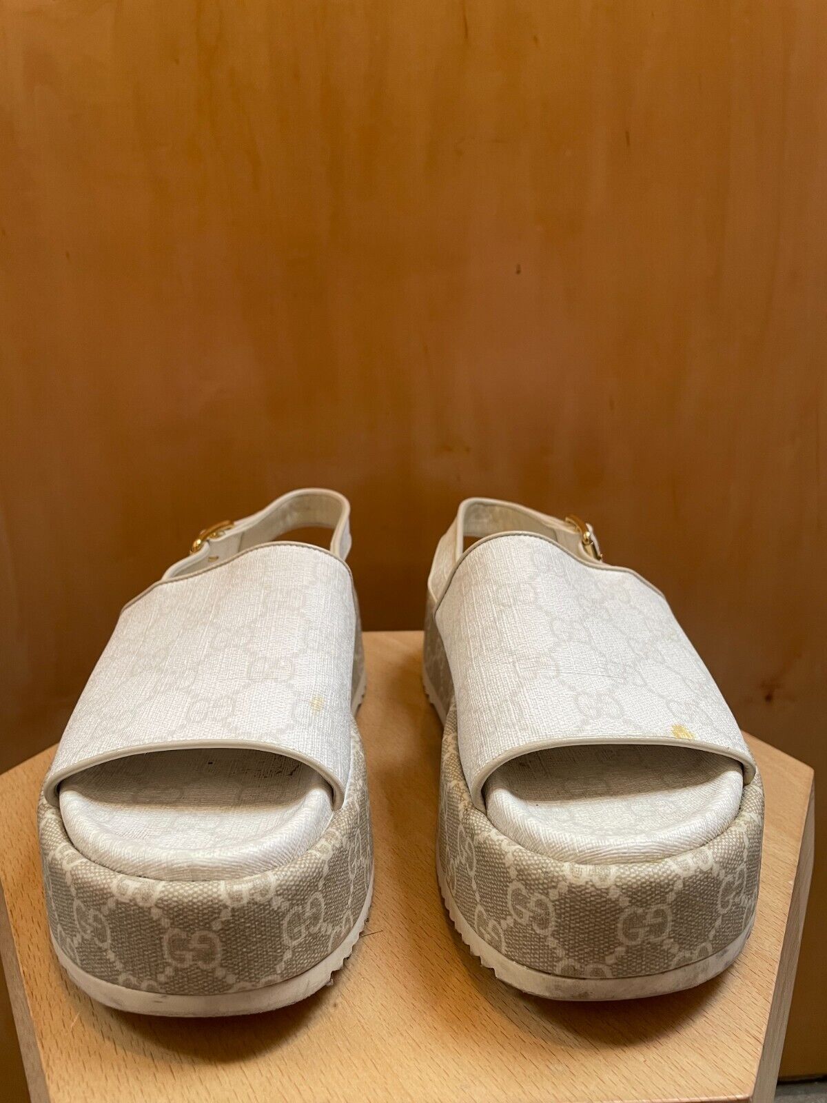 GUCCI Angelina White Beige GG Supreme Monogram Platform Slingback Sandal Shoe 36