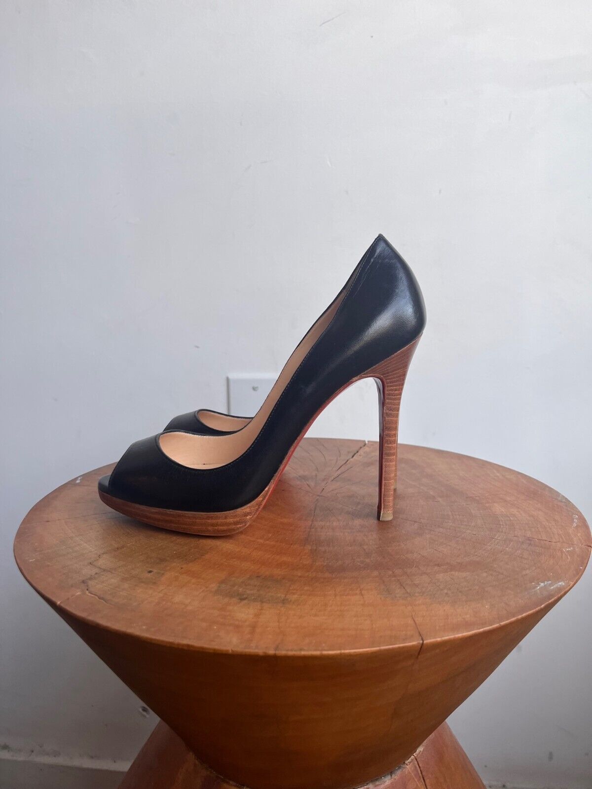 CHRISTIAN LOUBOUTIN Lady Black Leather Platform Peep Open Toe Stiletto Heels 37