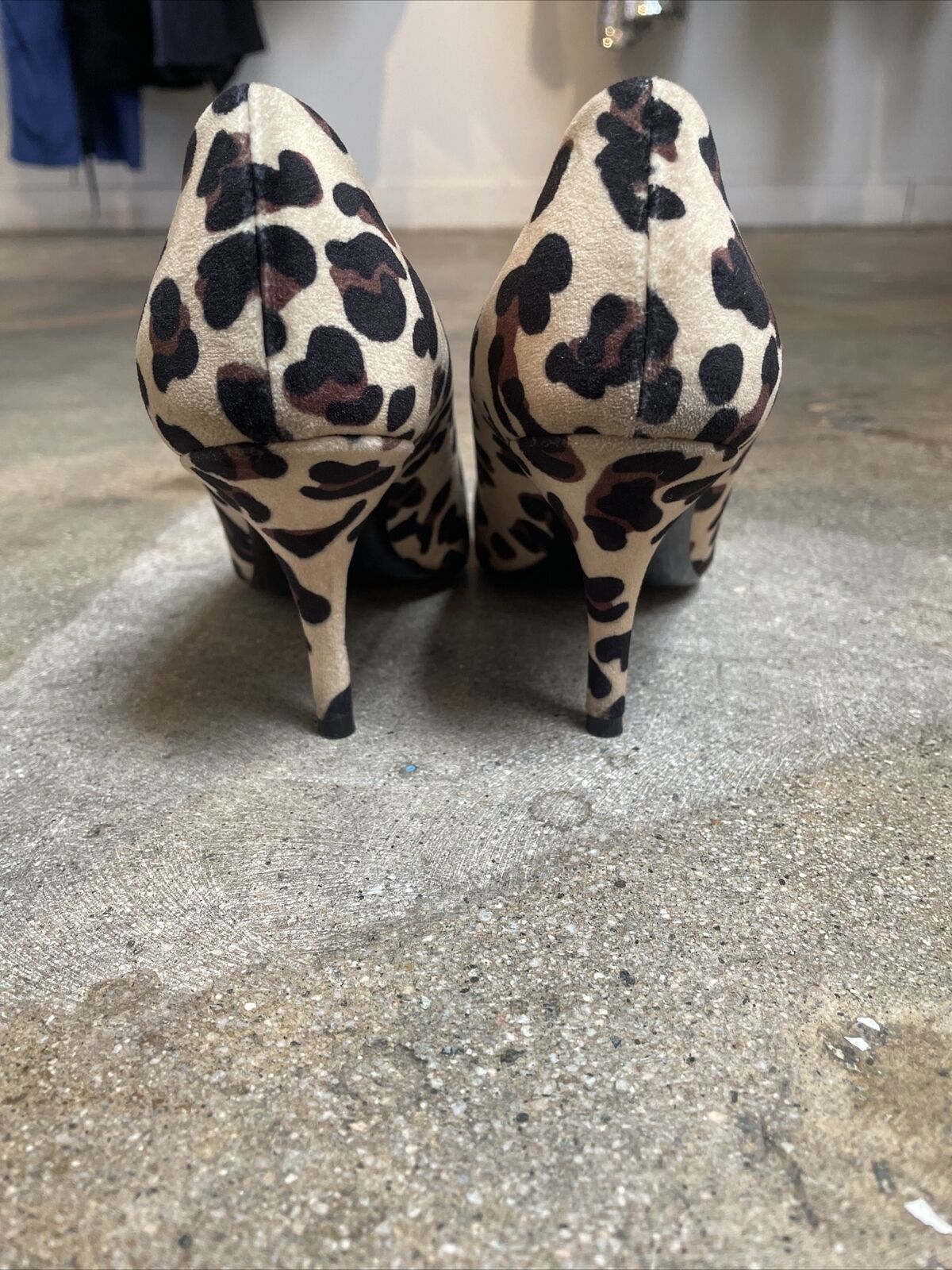 BALENCIAGA BB Scarpa Pelle Leopard Animal Print Suede Leather Kitten Heel 37/7