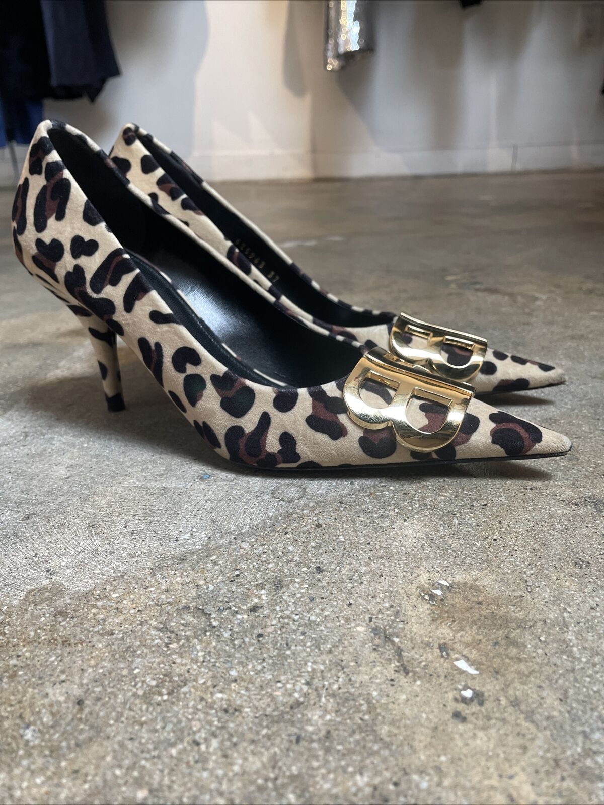 BALENCIAGA BB Scarpa Pelle Leopard Animal Print Suede Leather Kitten Heel 37/7