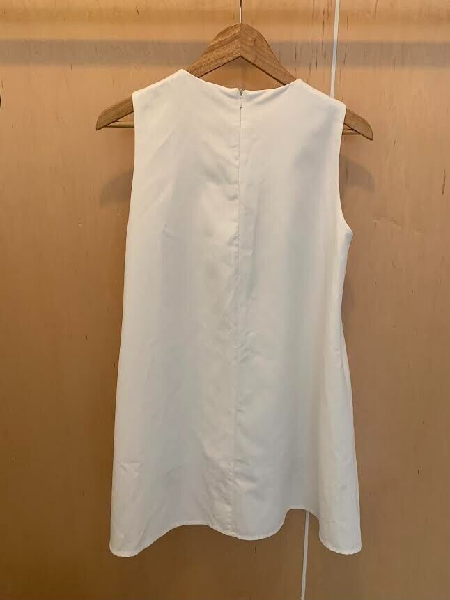 GIVENCHY White Silk Lady Portrait Print ALine Sleeveless Swing Mini Dress S