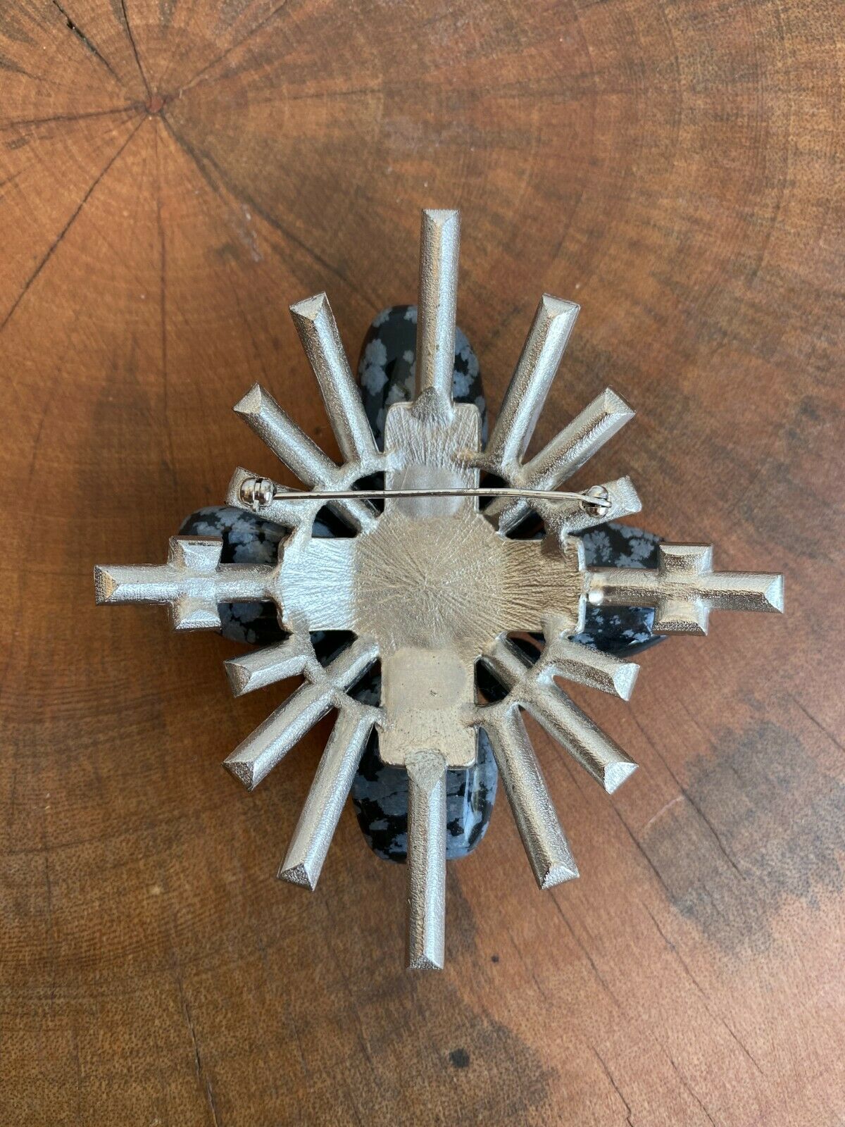 OBSIDIAN RESIN BROOCH