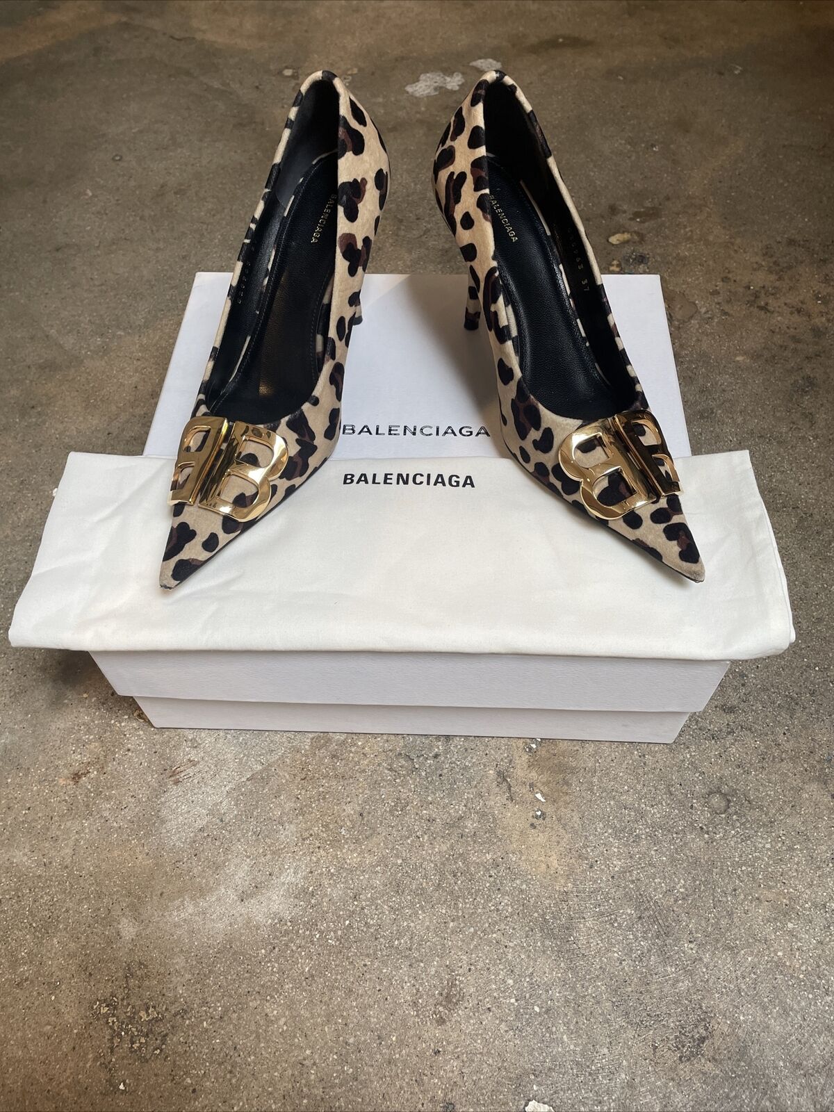 BALENCIAGA BB Scarpa Pelle Leopard Animal Print Suede Leather Kitten Heel 37/7