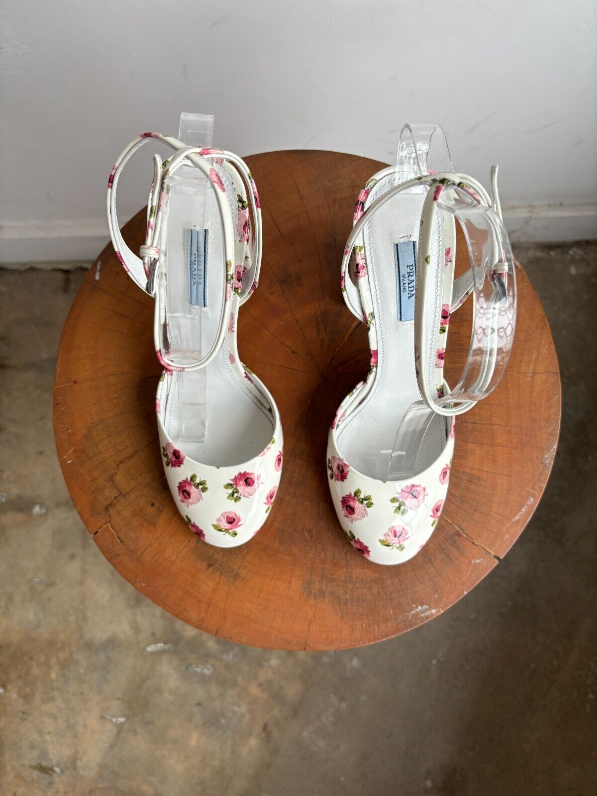 PRADA White Patent Leather Rose Floral Print Ankle Mary Jane Heel Shoe Pump 39