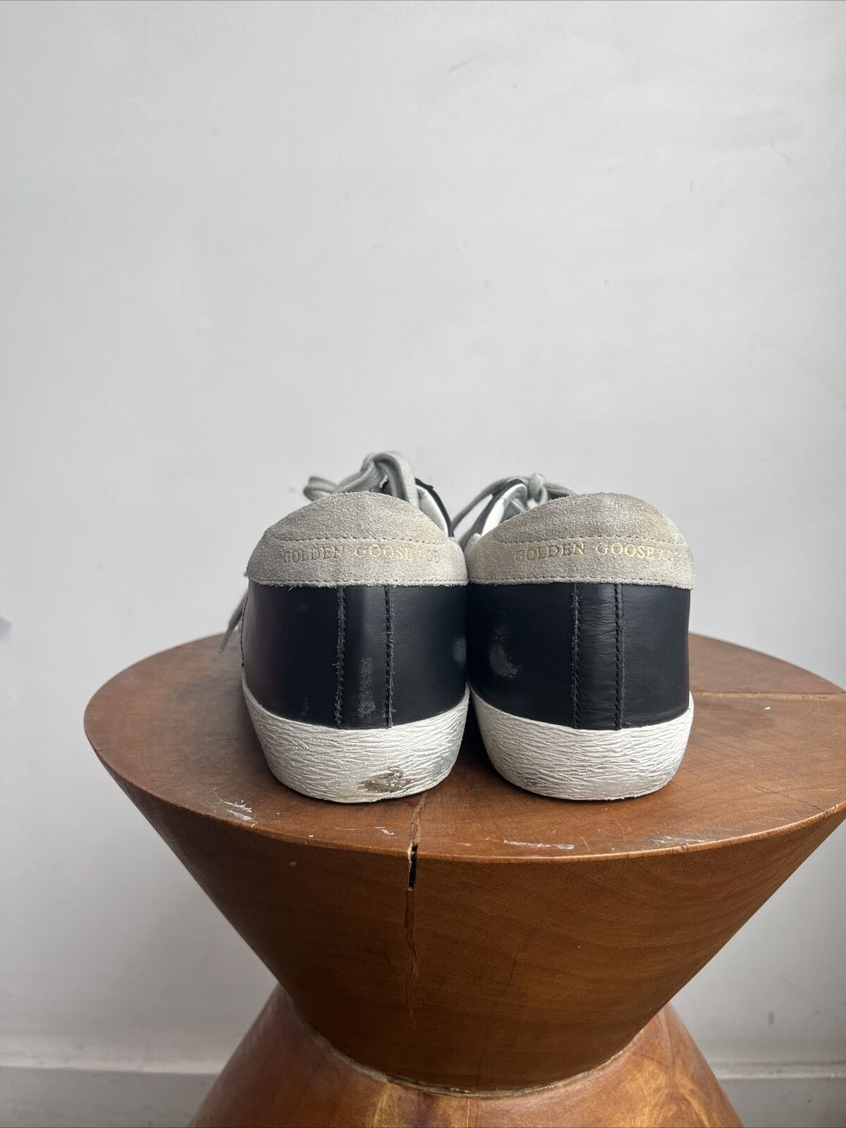 GOLDEN GOOSE Mens Superstar Black Leather Blue Suede Gray Low Top Sneaker 42