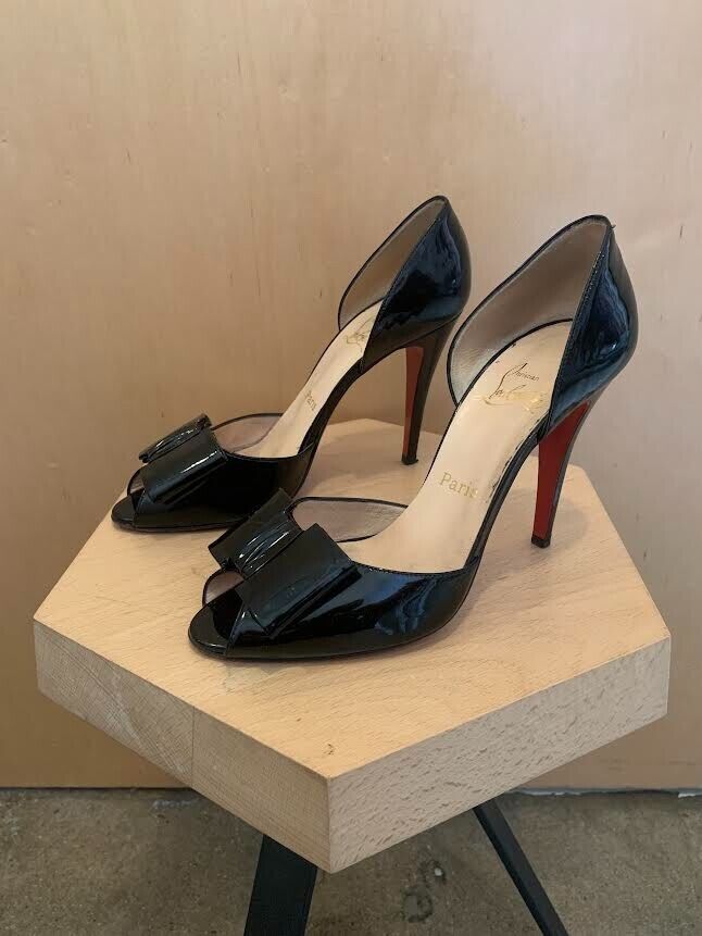 CHRISTIAN LOUBOUTIN Jolie-Noeud D'orsay Black Patent Leather Bow Pump Heel 40