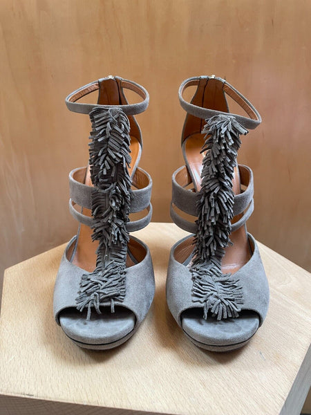 GUCCI Rare Gray Suede Leather Fringe TStrap Strappy Cut Out Heel Shoe  37.5/7.5