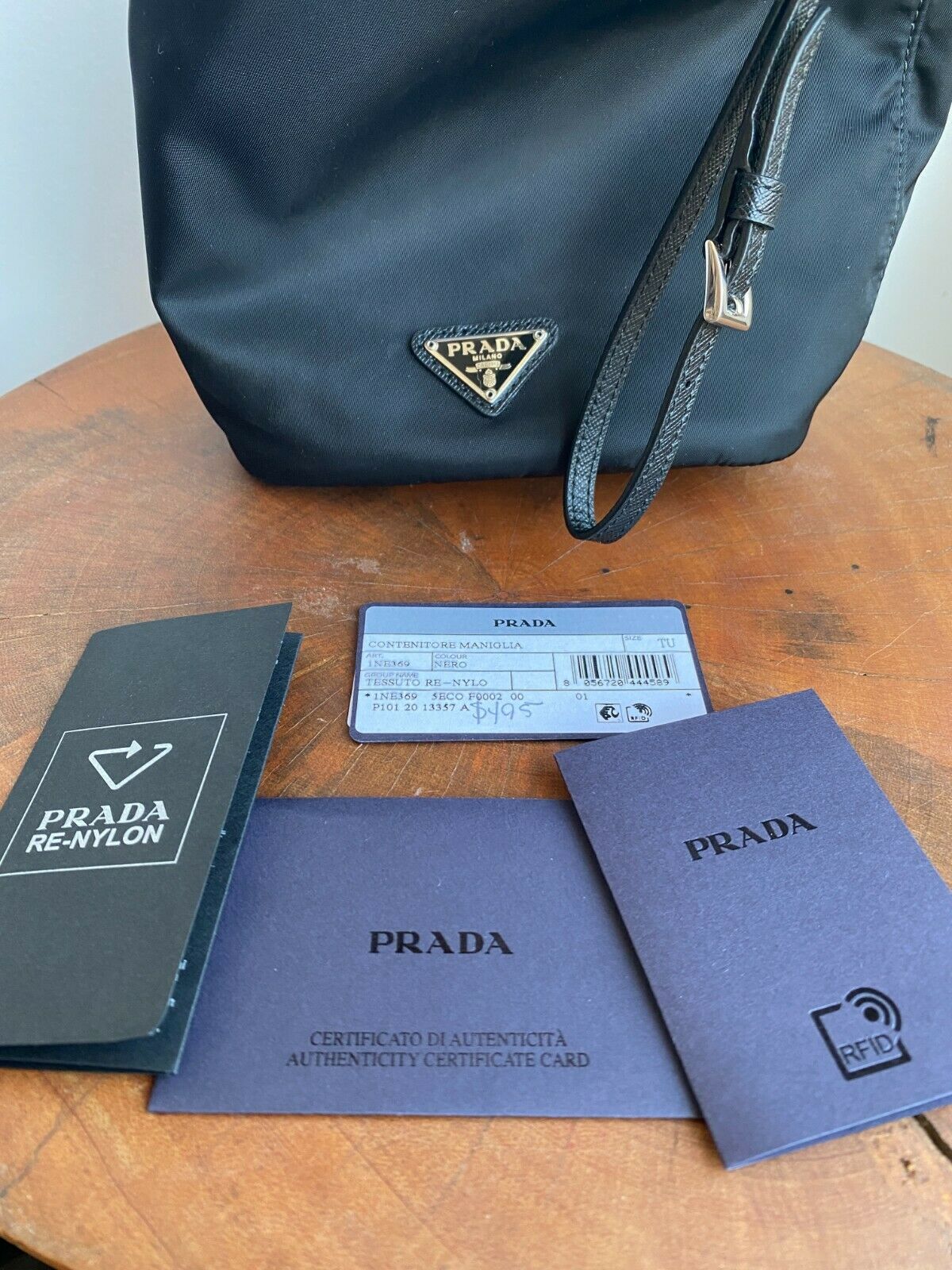 RE-NYLON CONTENITORE MANIGLIA BAG W/ TAGS
