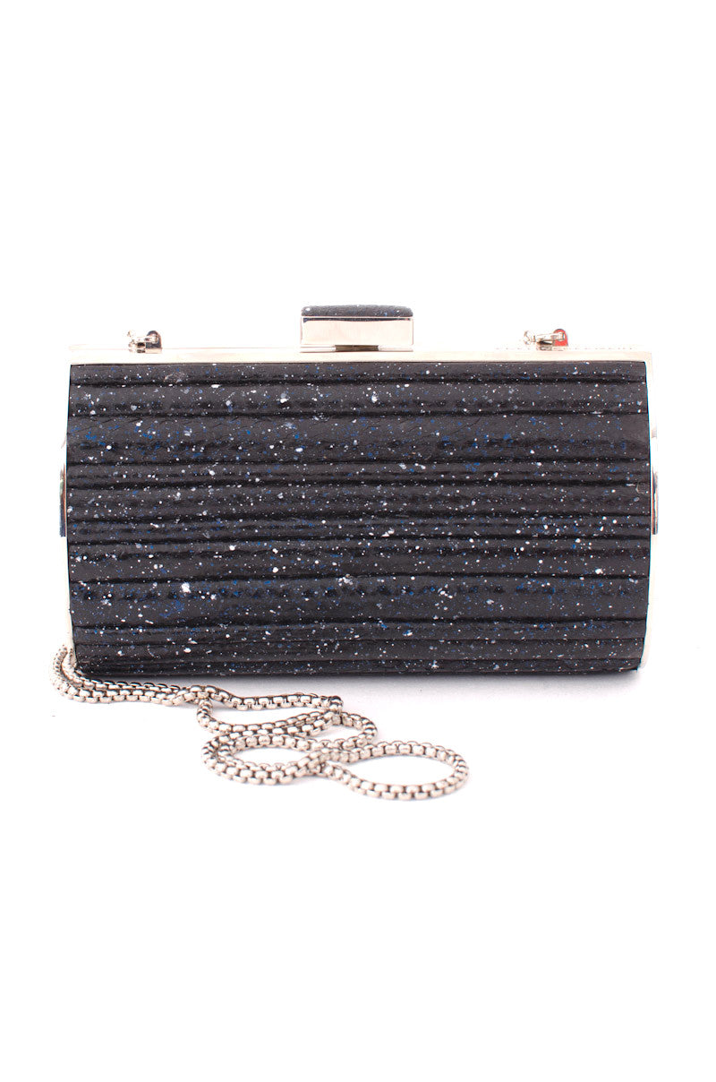 SALMON SKIN CLUTCH
