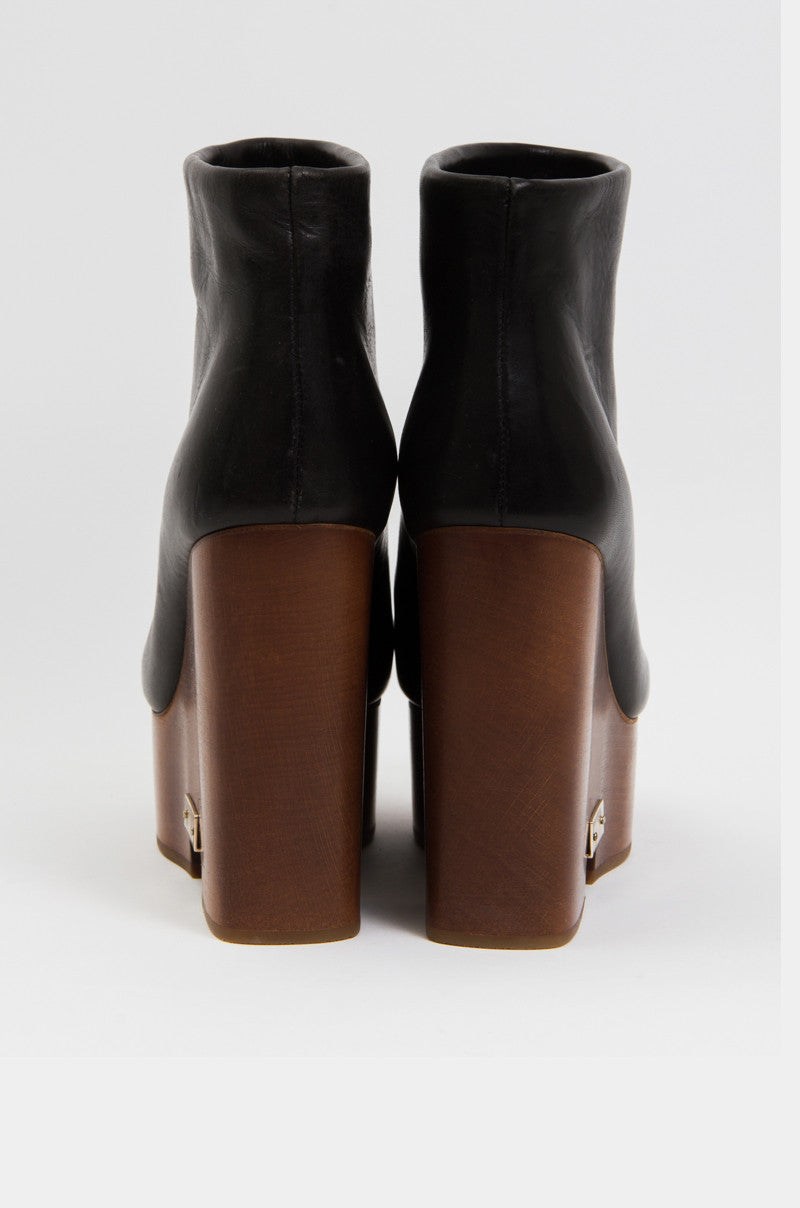 WOODEN WEDGE BOOTS