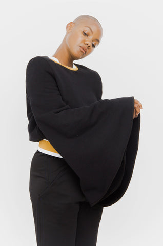 EXAGERRATED SLEEVE SWEATER TOP