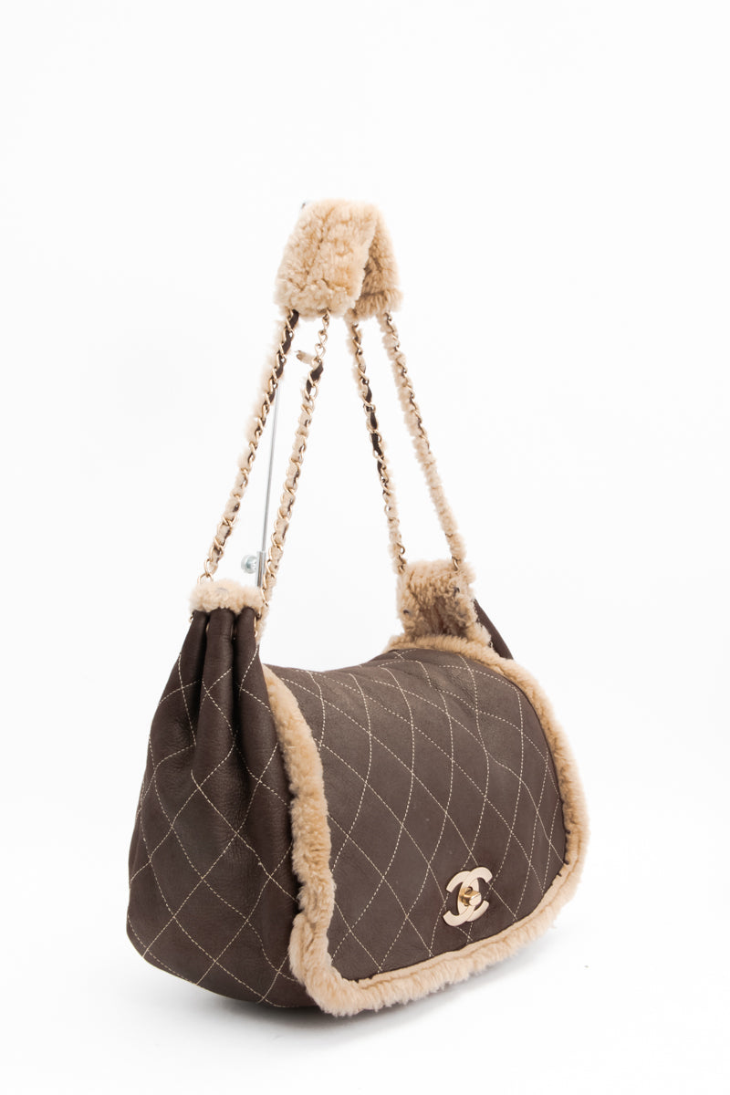 QUILTED SHEARLING BAG