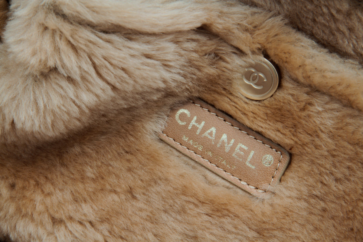 QUILTED SHEARLING BAG