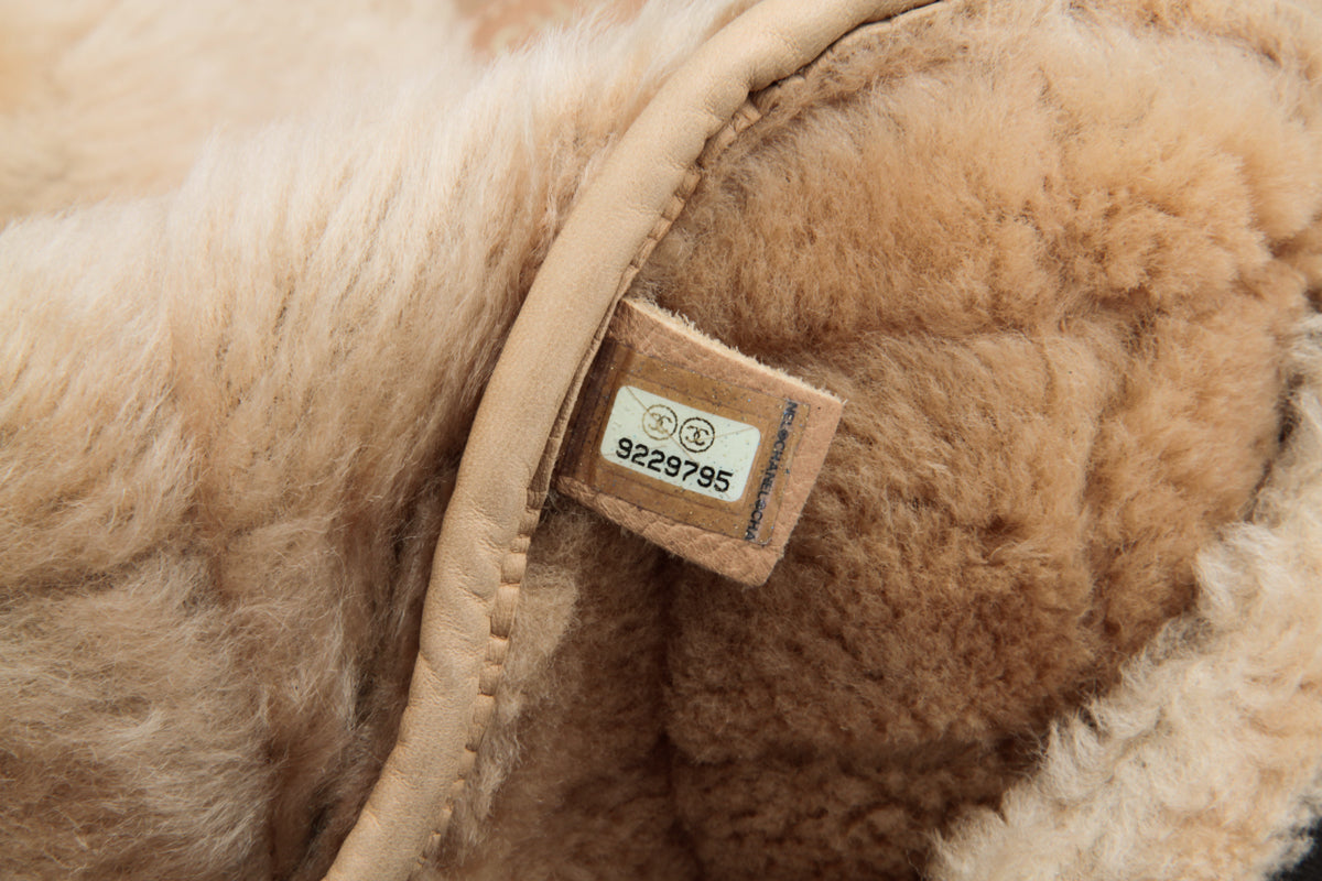 QUILTED SHEARLING BAG