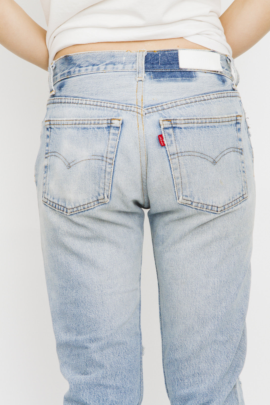 RIPPED BOYFRIEND JEANS