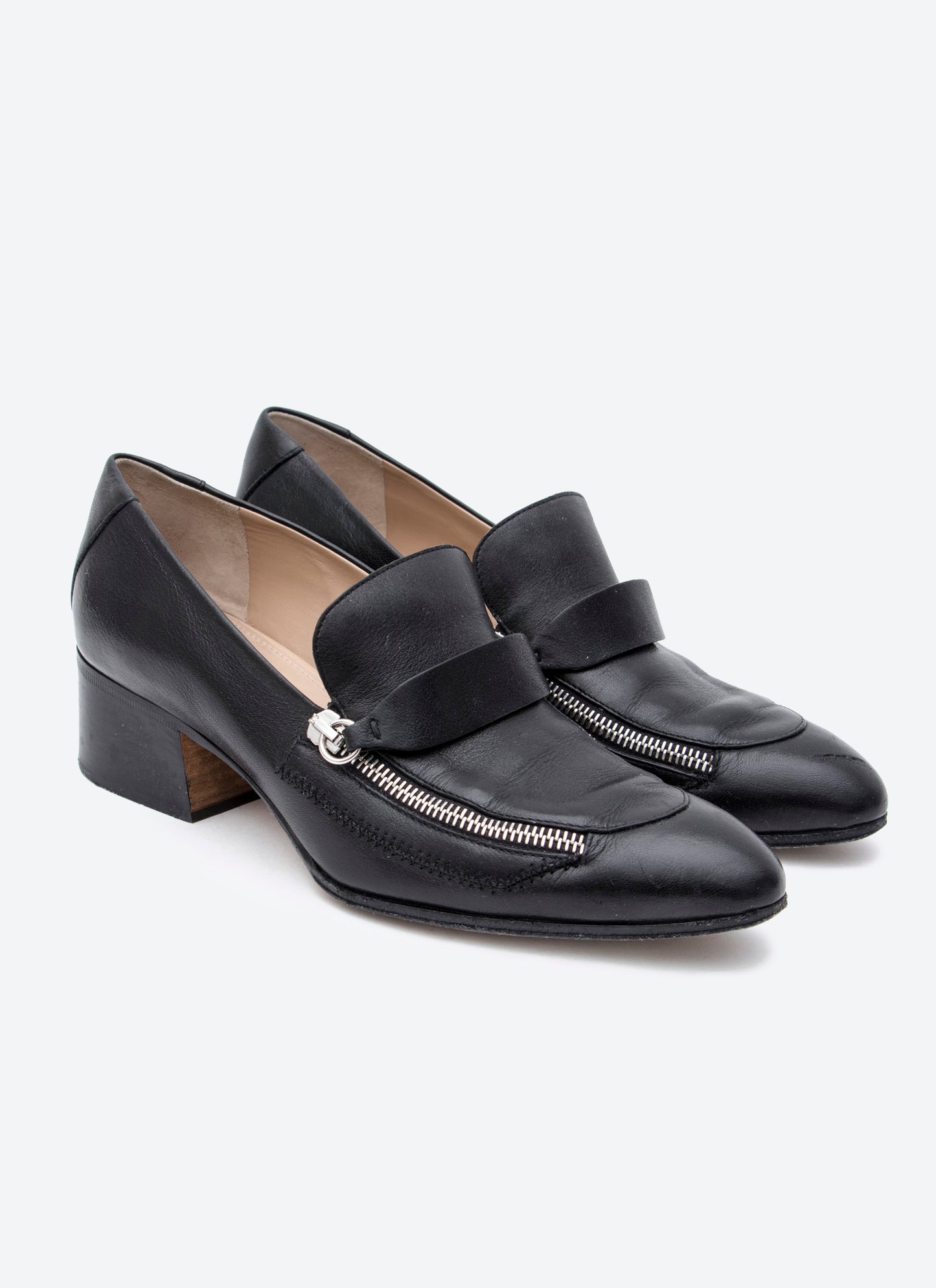 ZIP LOAFER