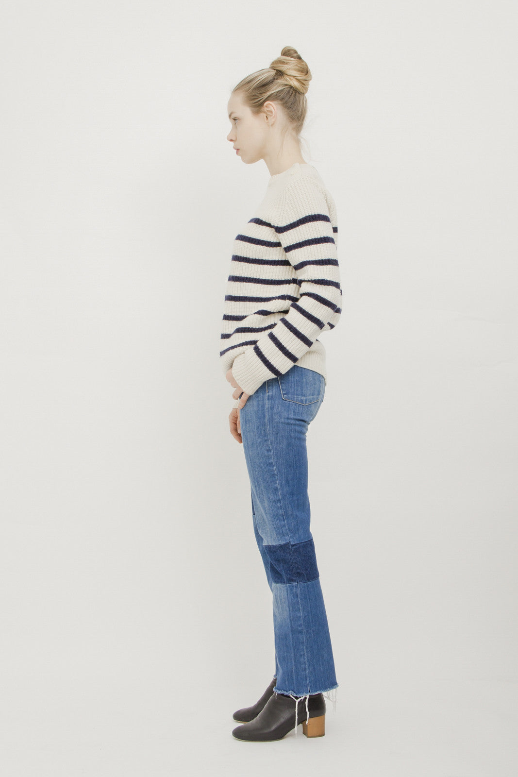 STRIPE SWEATER
